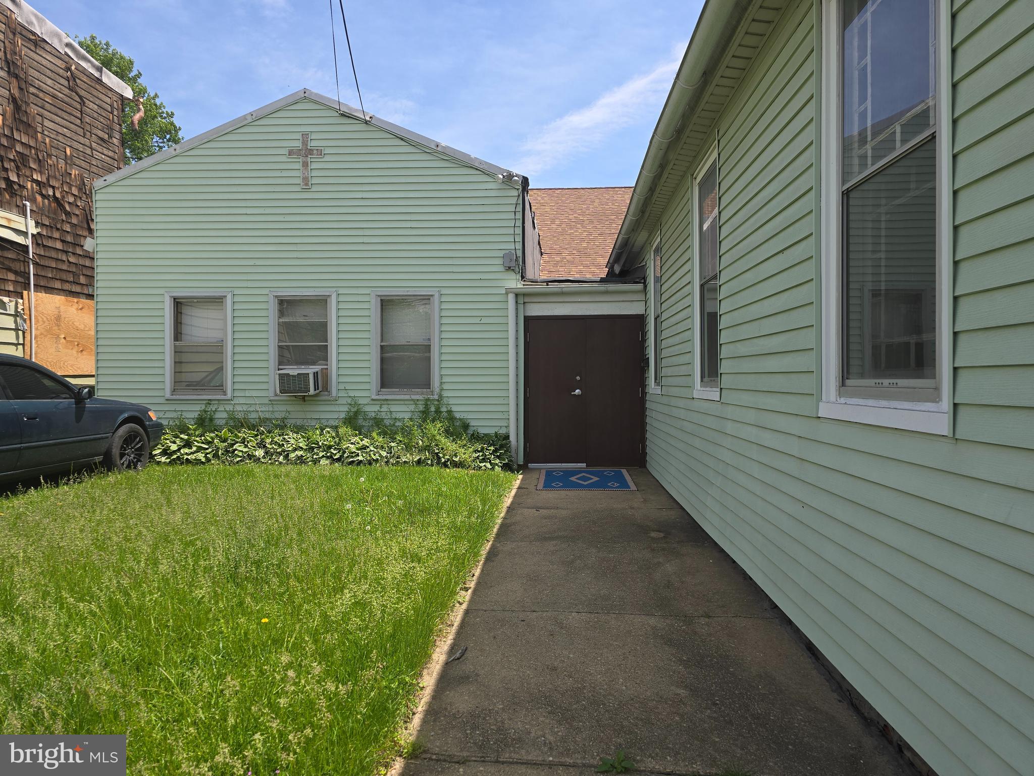 2111 HOLLINS FERRY ROAD