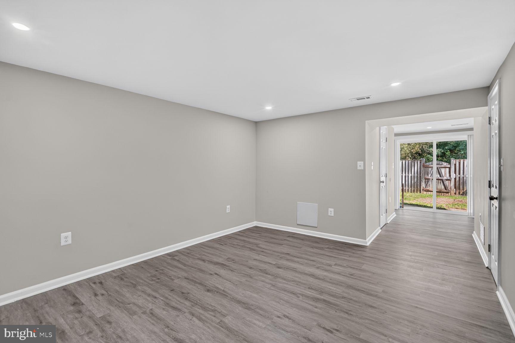 8213 AVERILL COURT