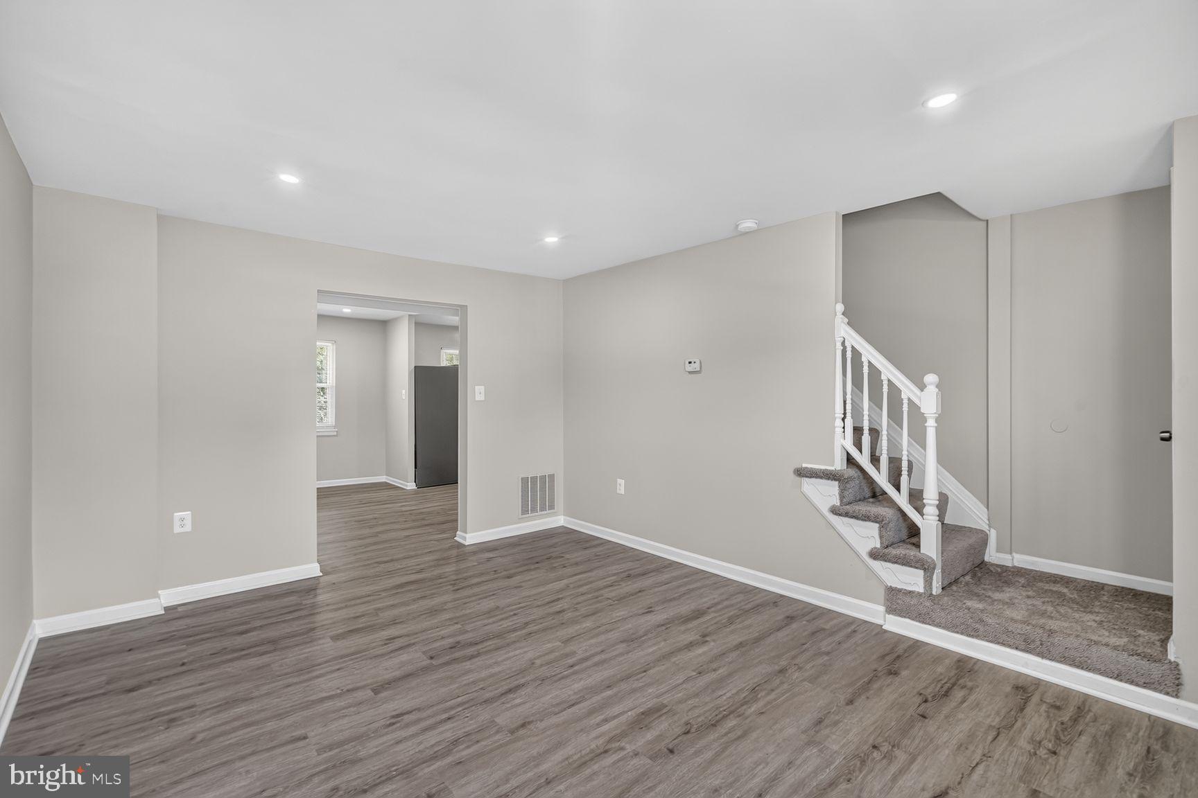 8213 AVERILL COURT
