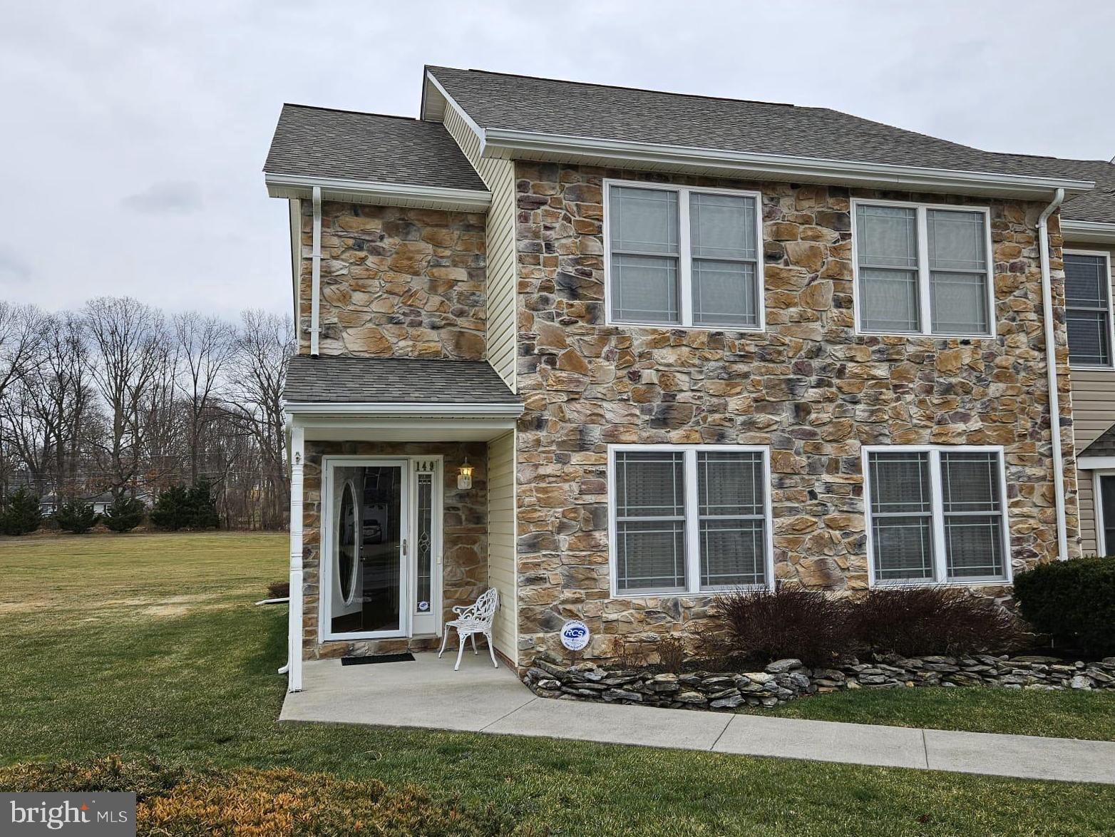 LOCUST HILL - Residential