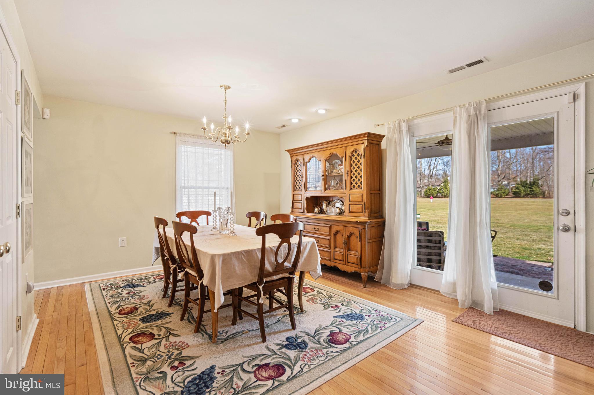 LOCUST HILL - Residential