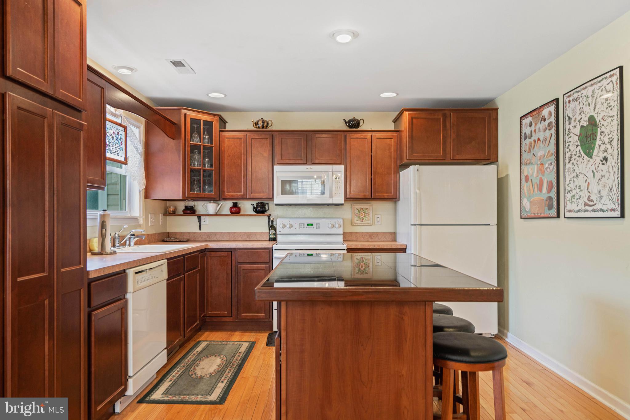 LOCUST HILL - Residential