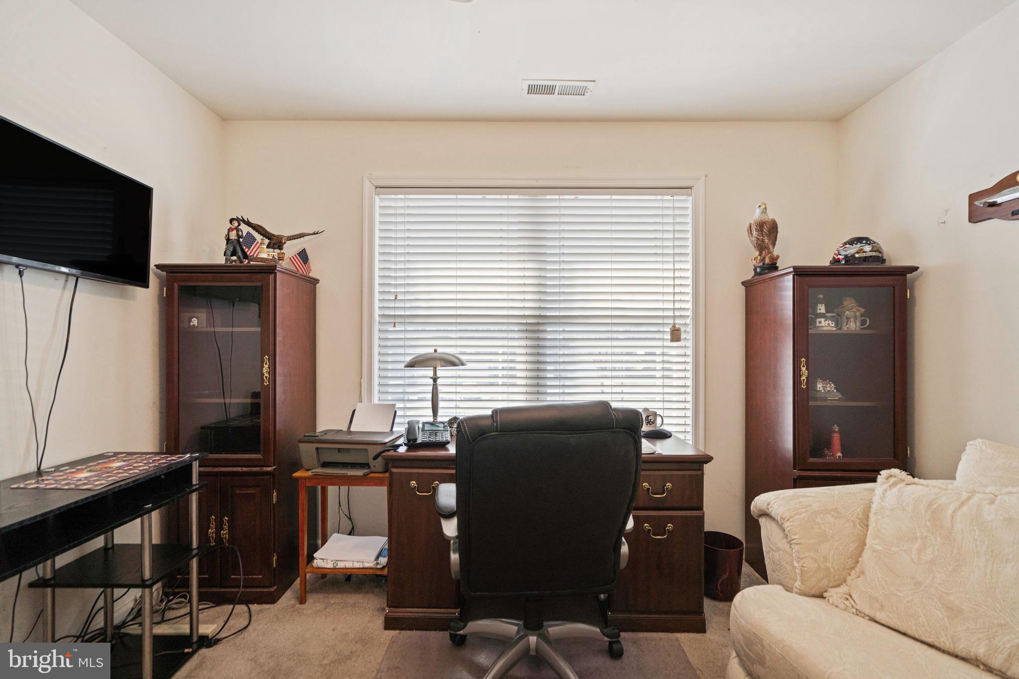 LOCUST HILL - Residential