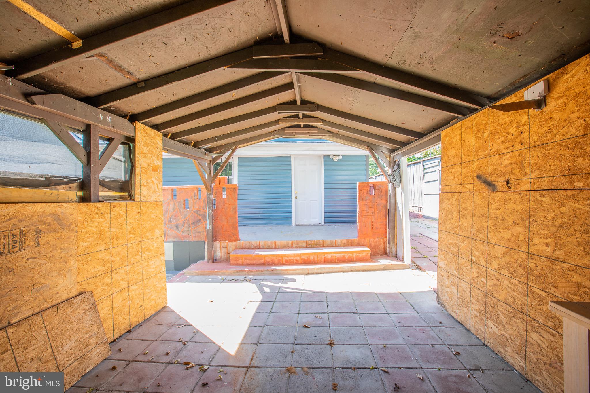 FAIRMOUNT HEIGHTS - Residential Lease