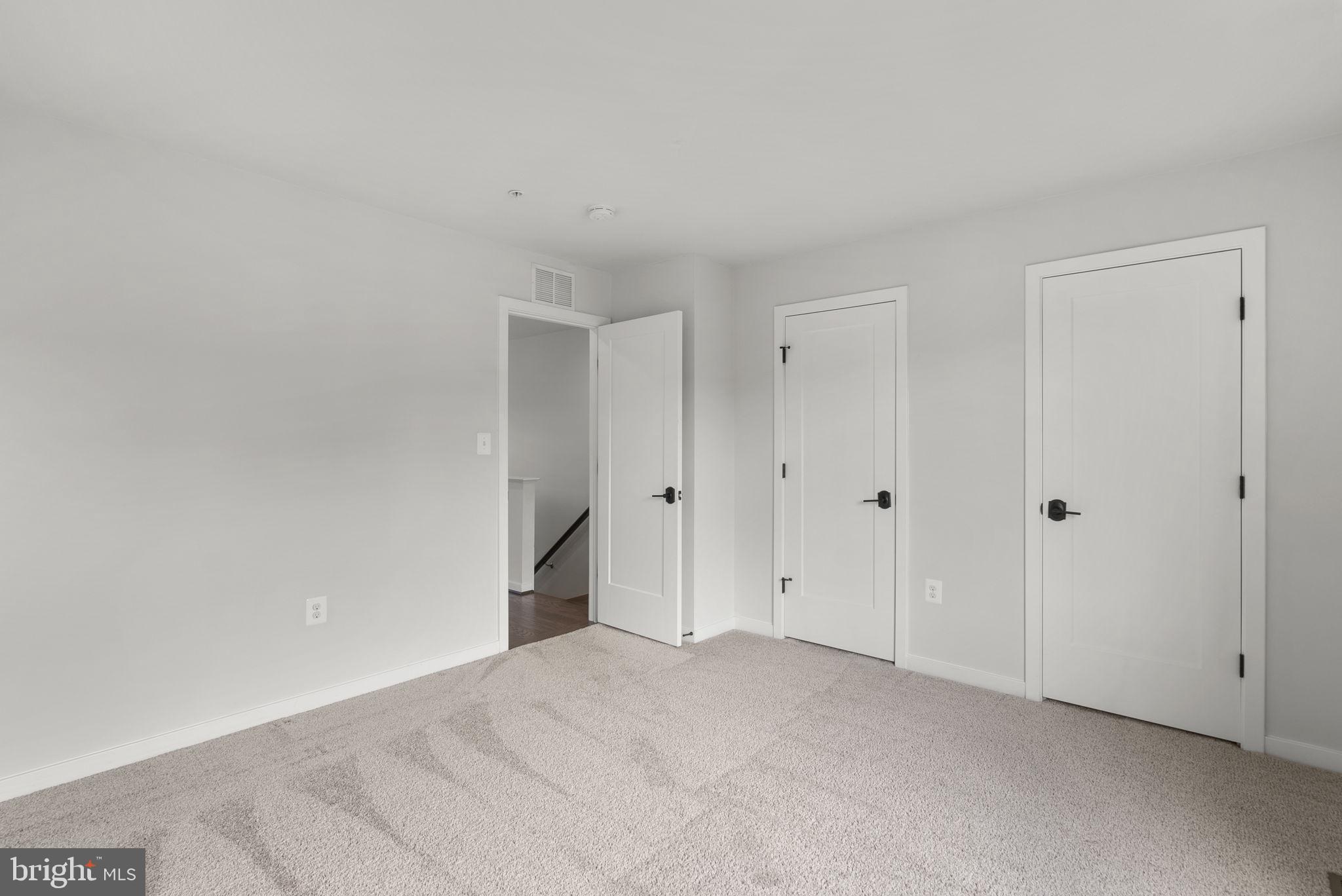 CHAPMAN ROW AT TWINBROOK METRO - Residential