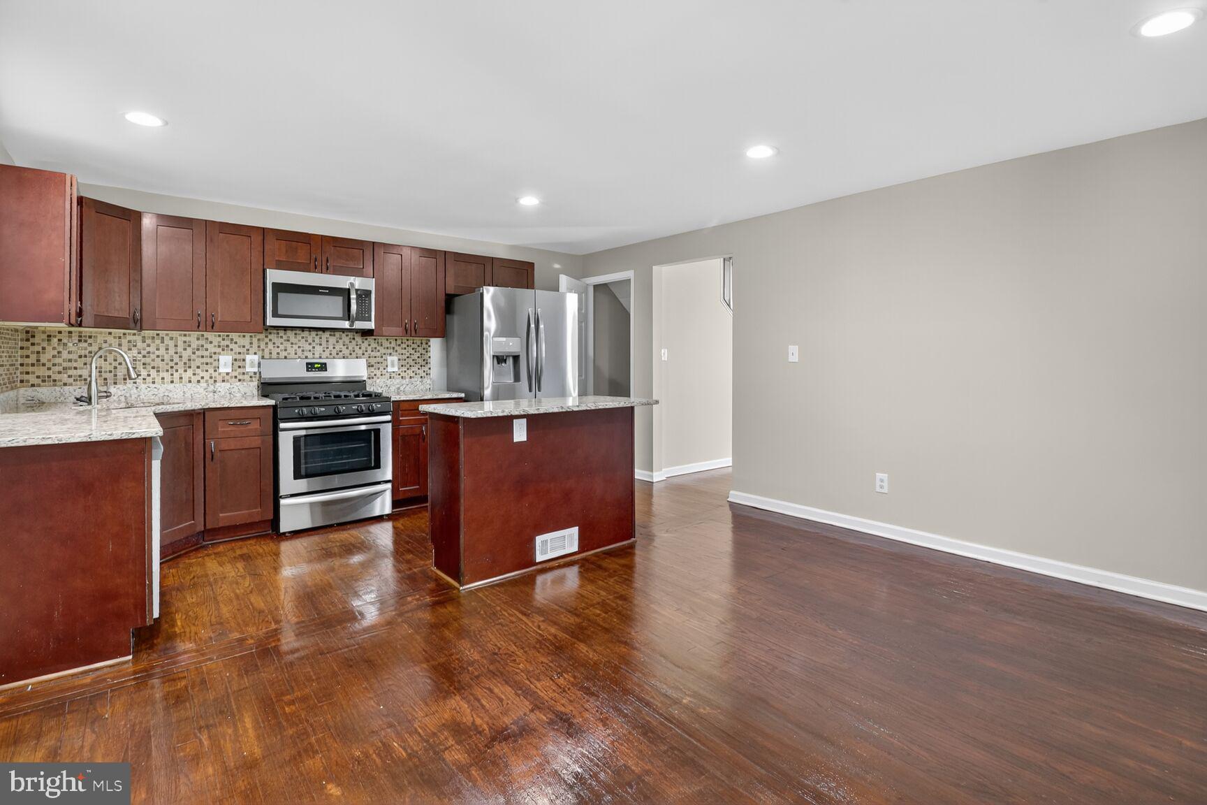 EDMONSON HEIGHTS - Residential Lease