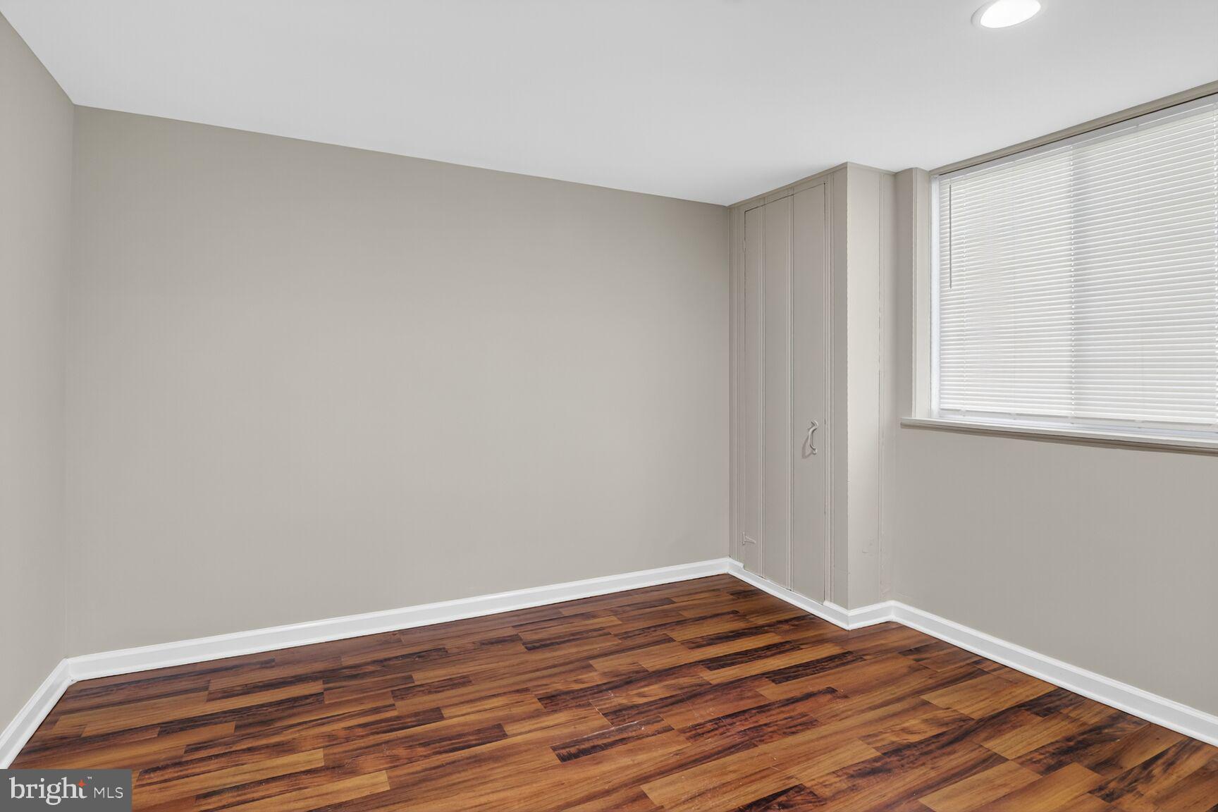 EDMONSON HEIGHTS - Residential Lease