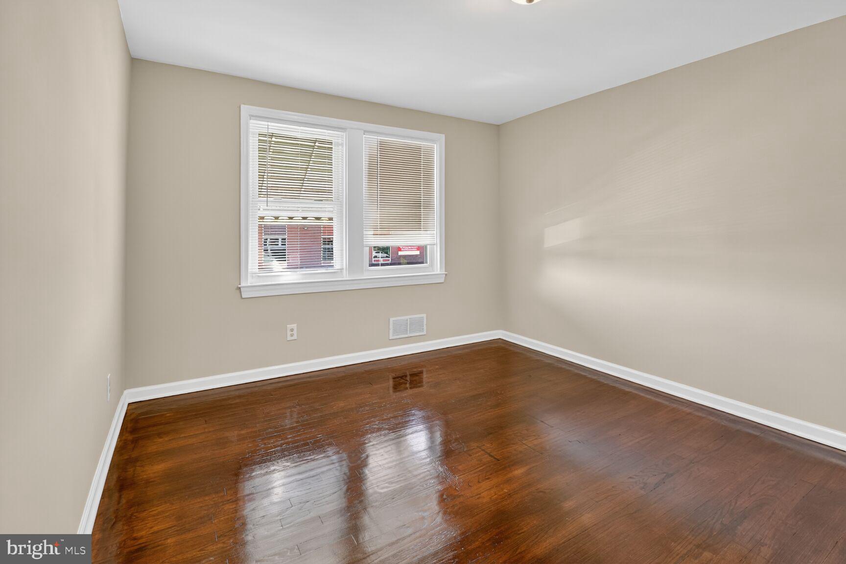 EDMONSON HEIGHTS - Residential Lease