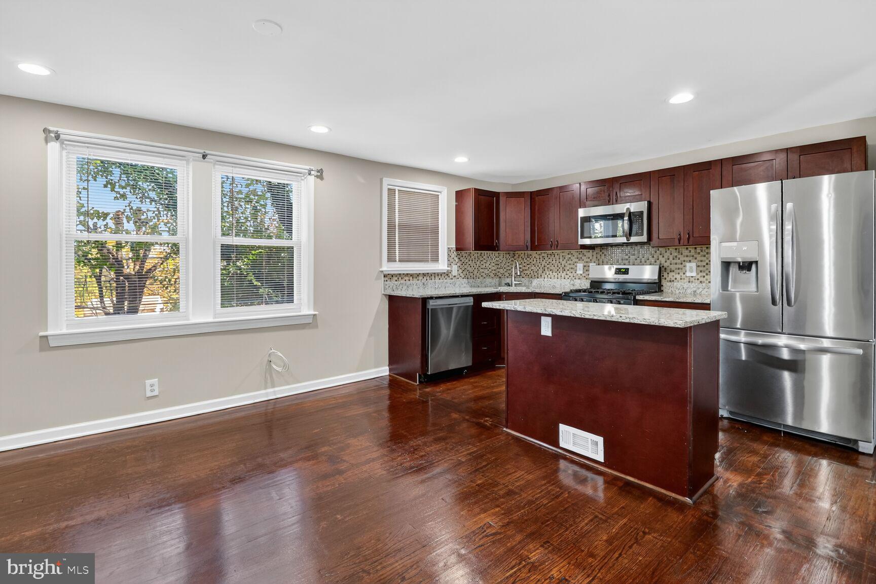 EDMONSON HEIGHTS - Residential Lease