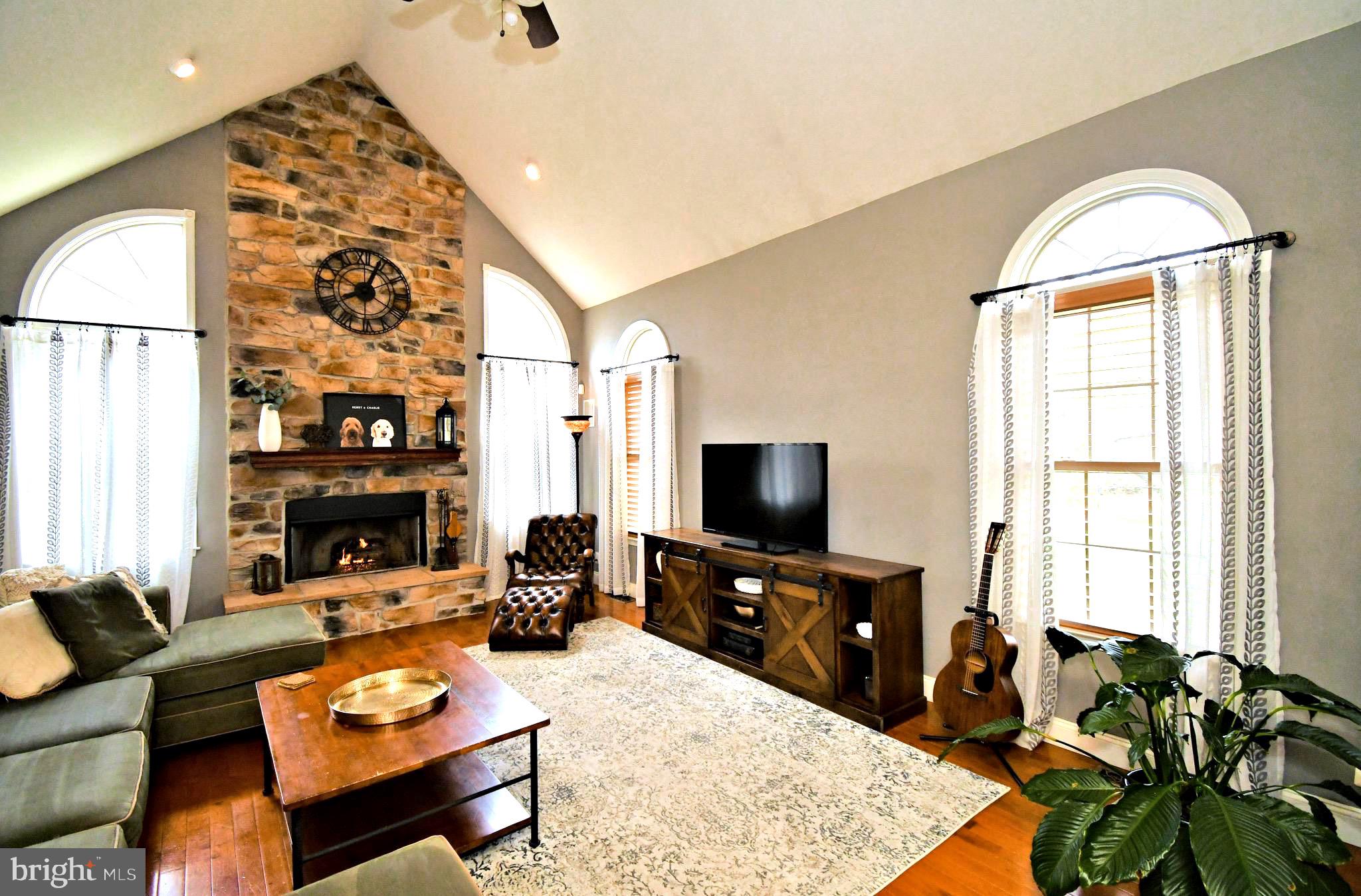 CHESTNUT CREEK - Residential