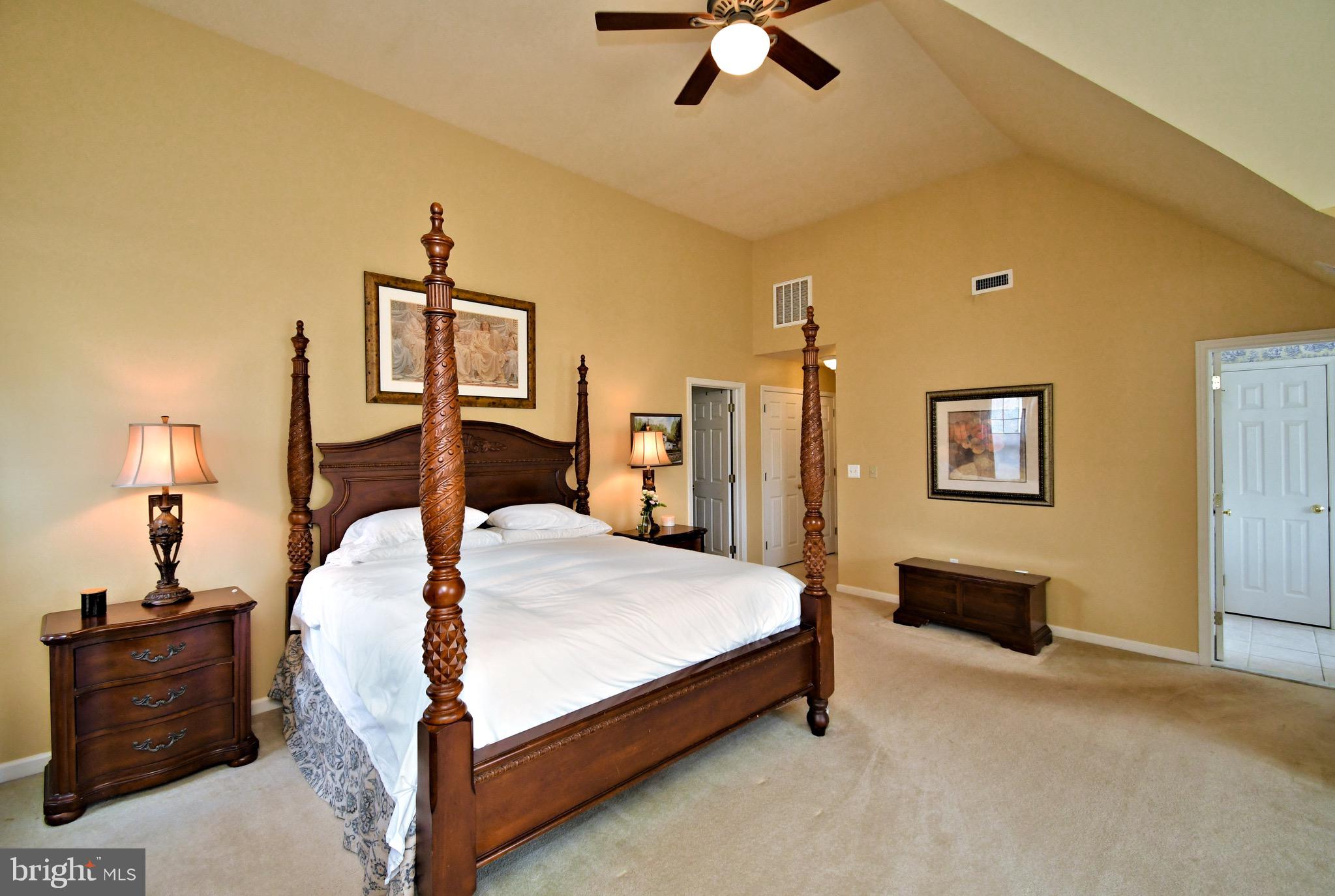 CHESTNUT CREEK - Residential