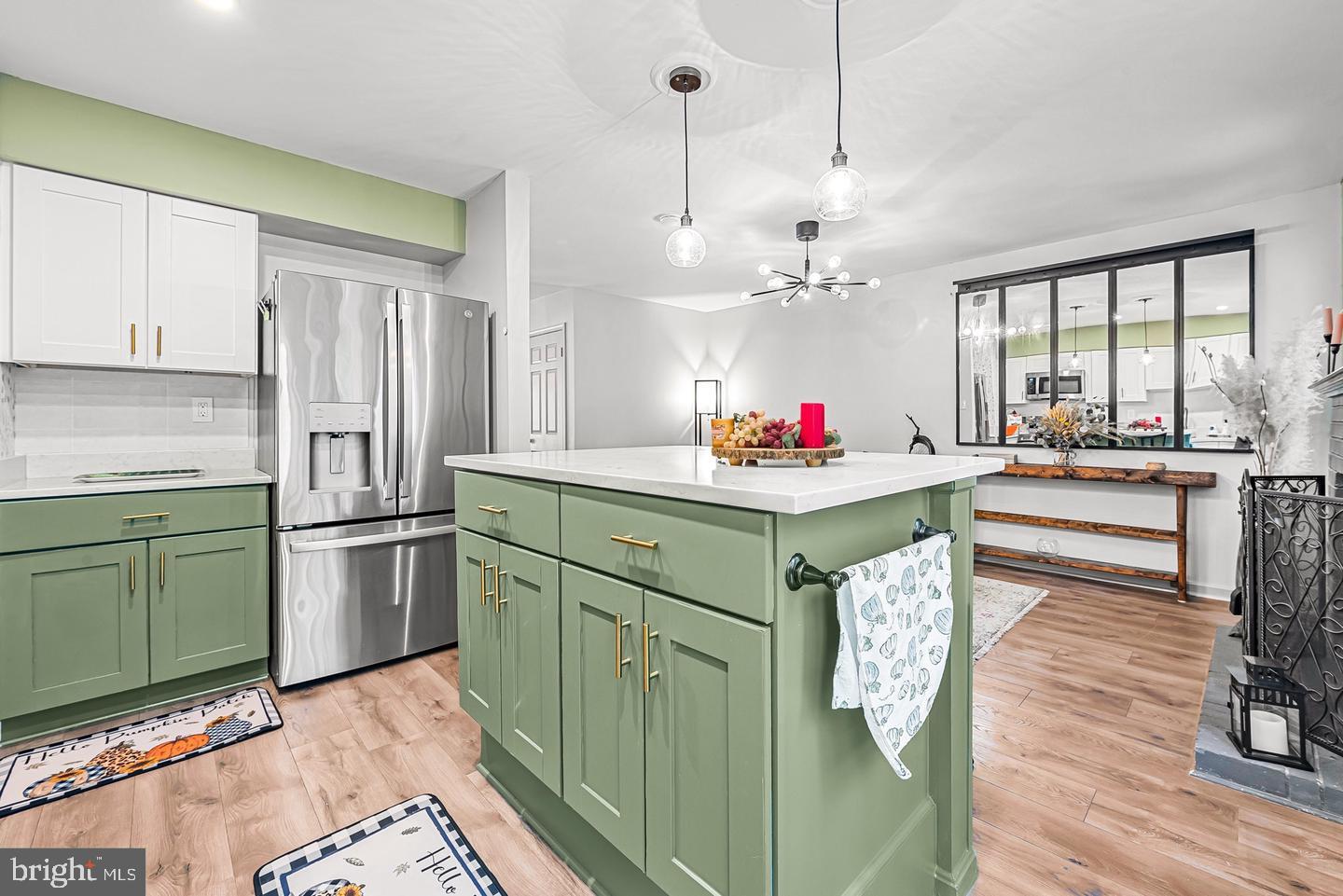 WINDSOR GREEN - Residential Lease