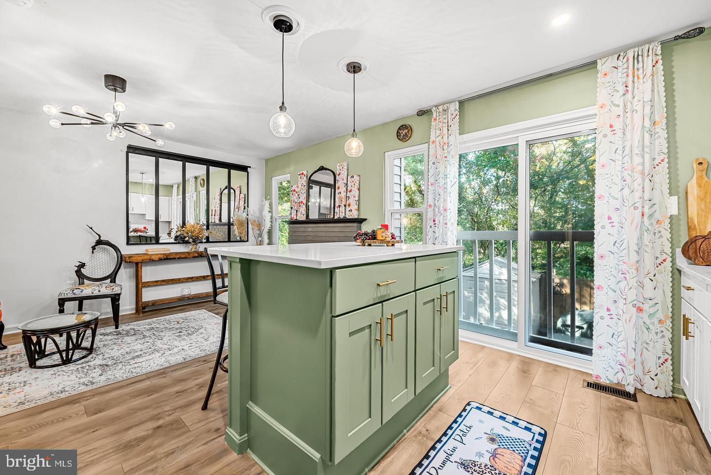 WINDSOR GREEN - Residential Lease