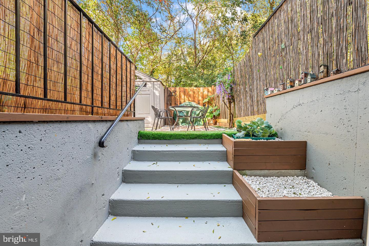 WINDSOR GREEN - Residential Lease