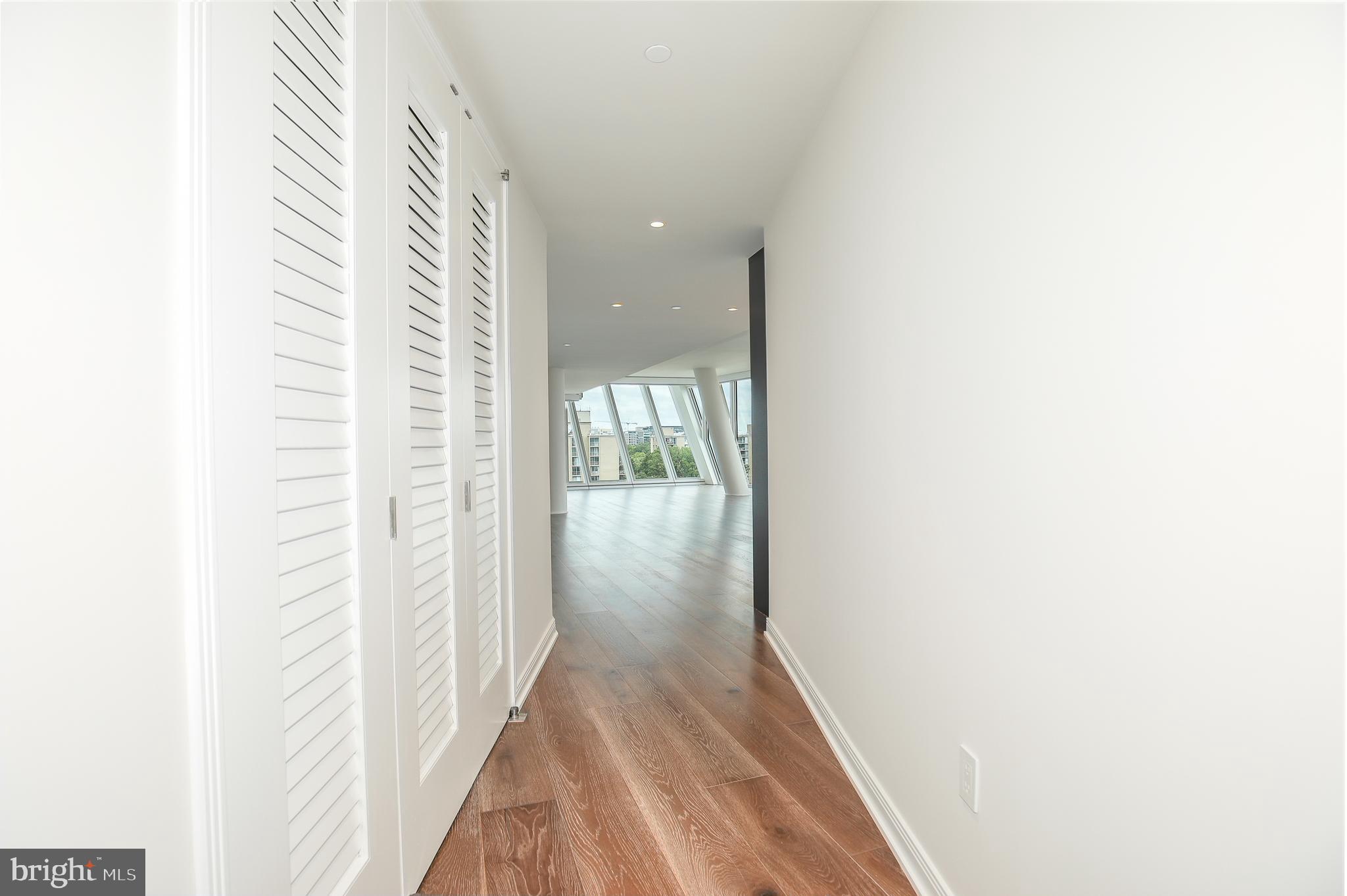 601 WHARF STREET SW 905