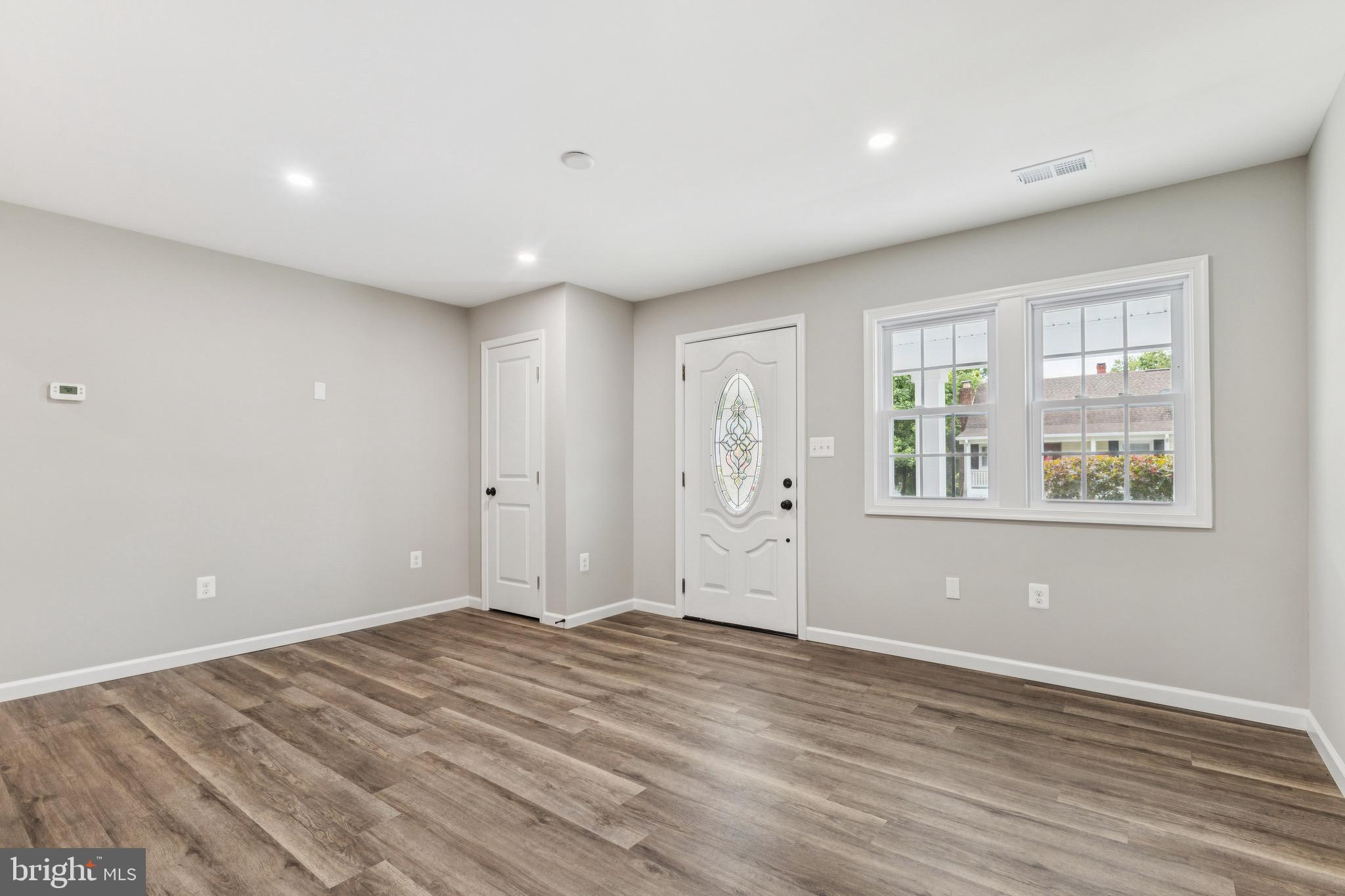 MANASSAS PARK - Residential