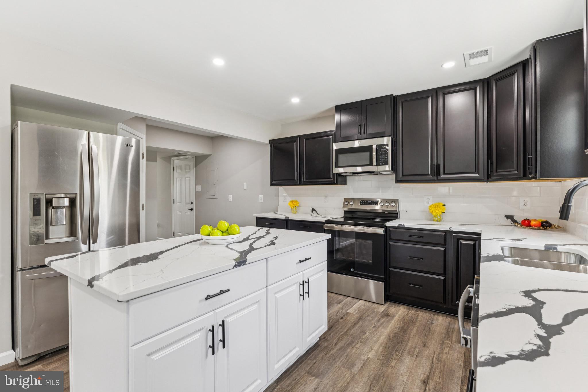 MANASSAS PARK - Residential