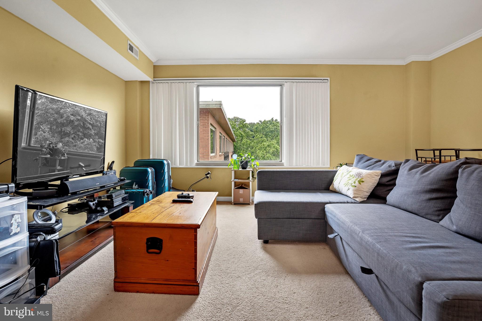 MAIN STREET GREEN - Residential Lease