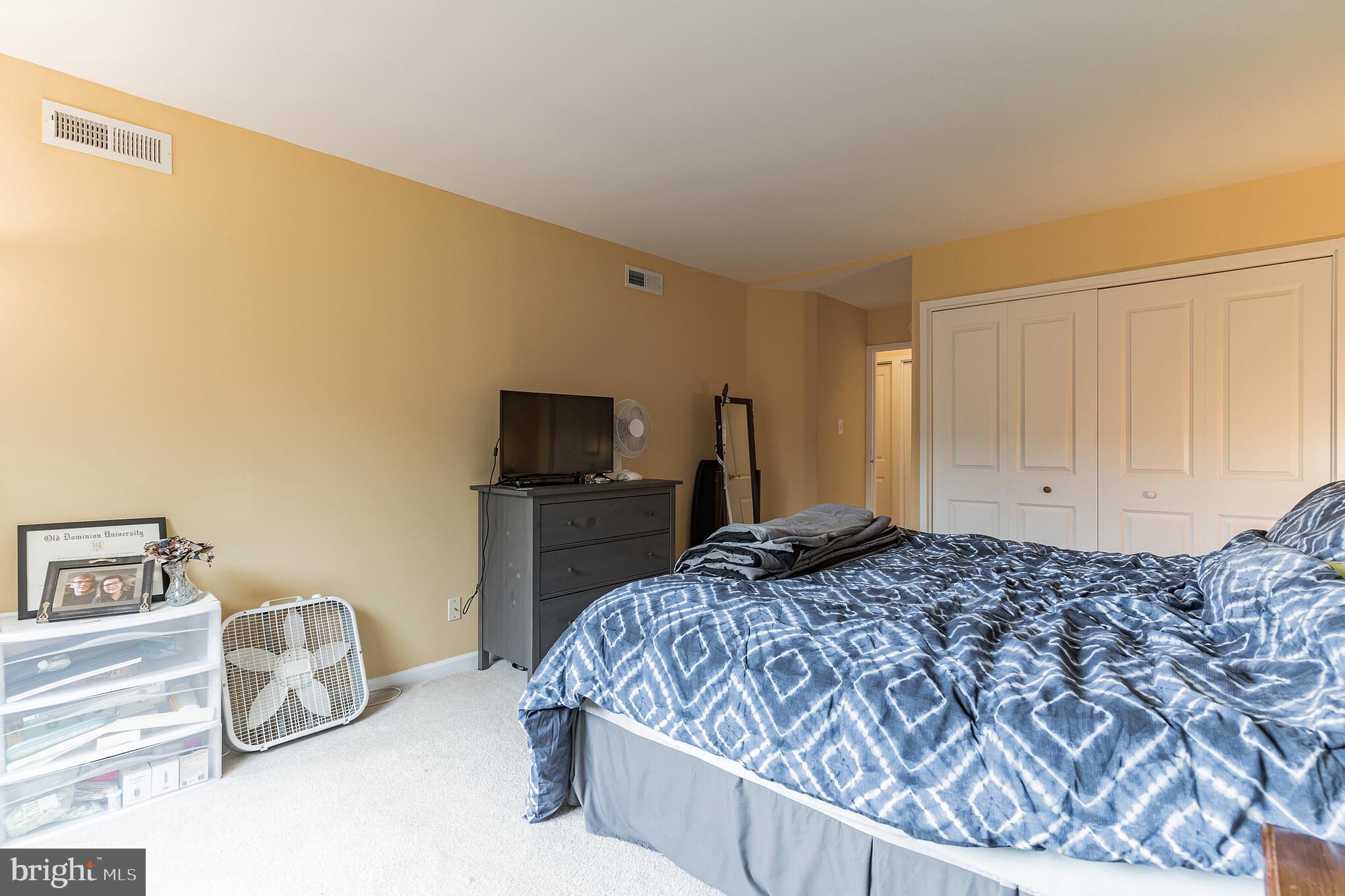 MAIN STREET GREEN - Residential Lease