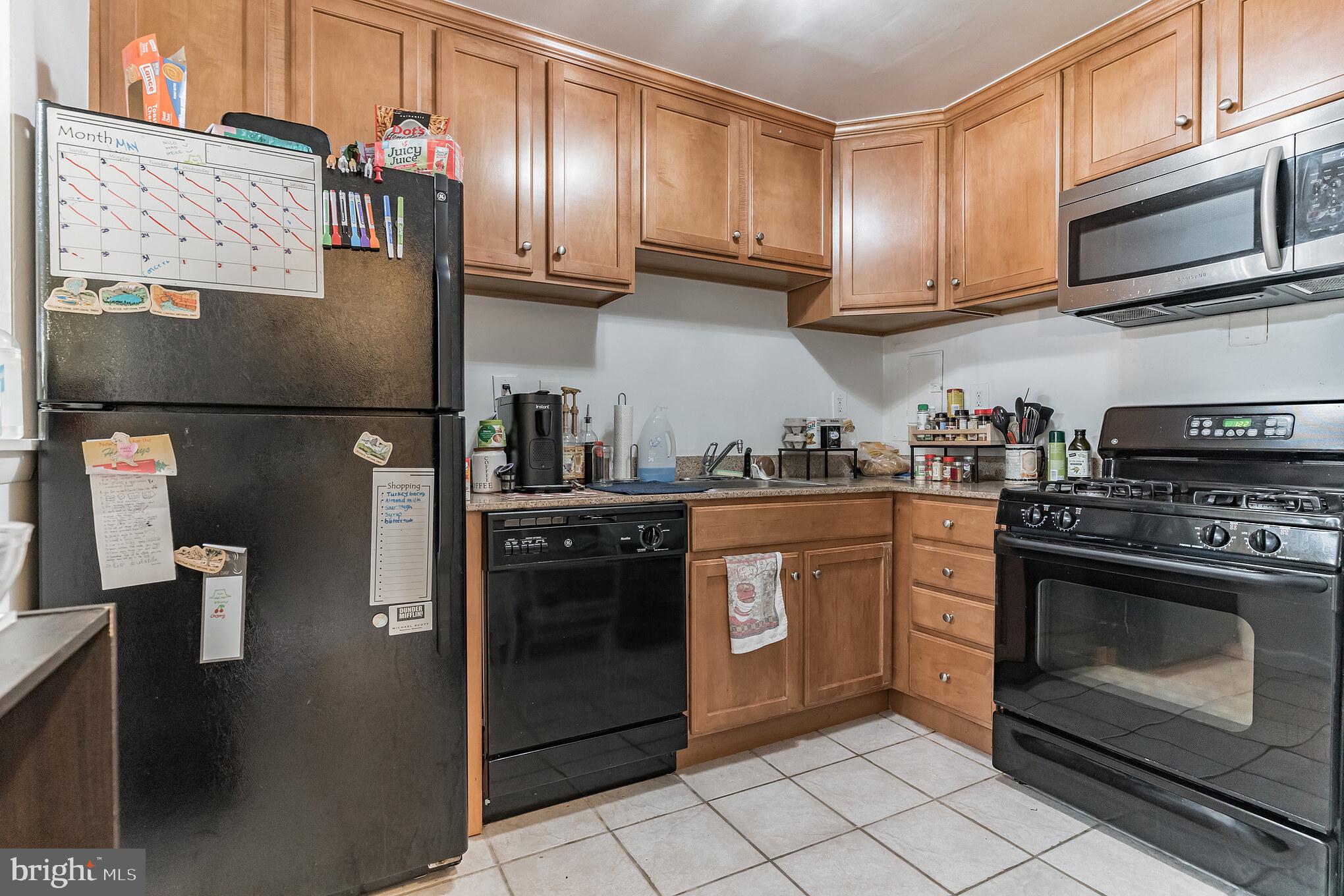 MAIN STREET GREEN - Residential Lease