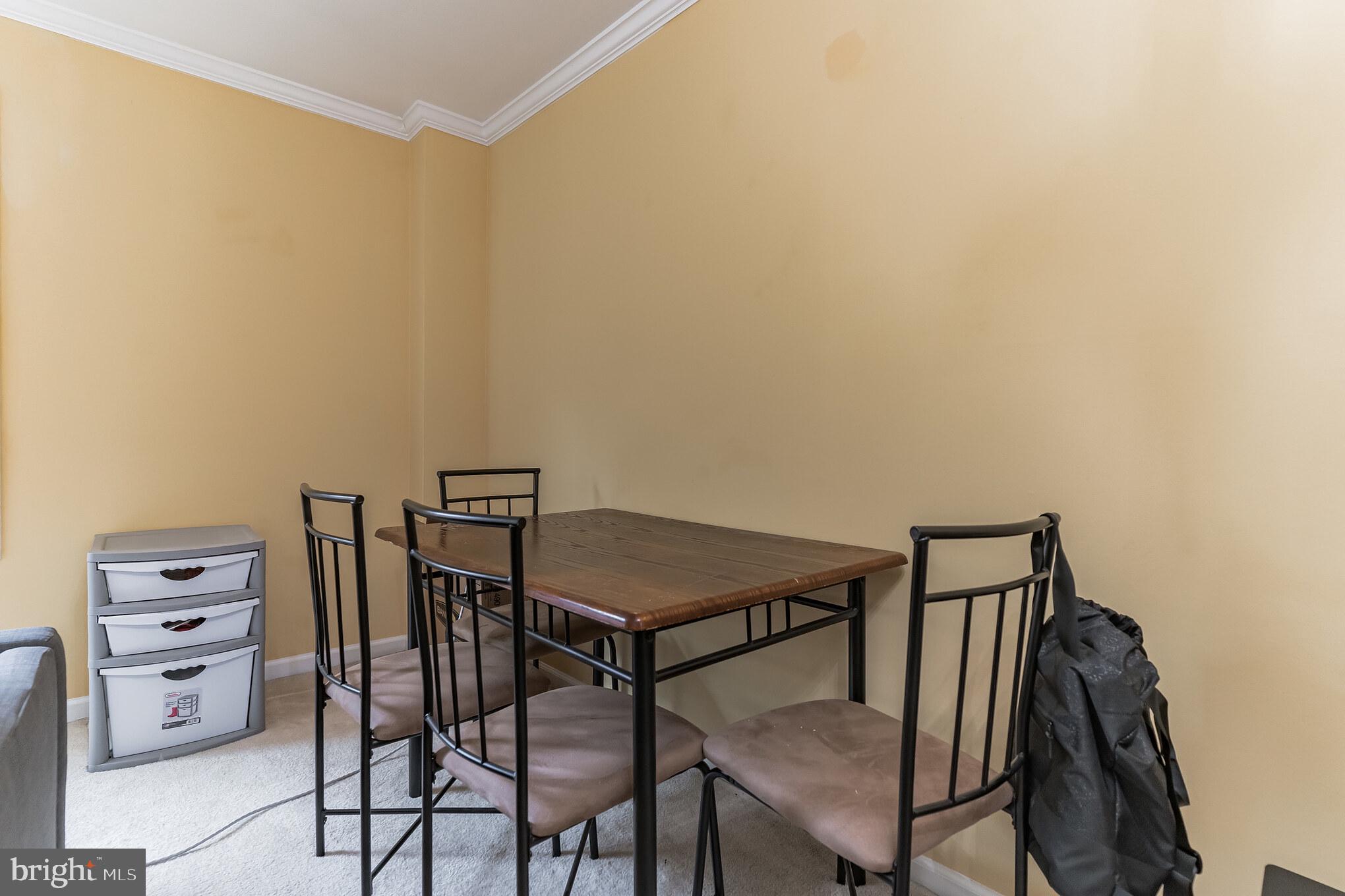 MAIN STREET GREEN - Residential Lease