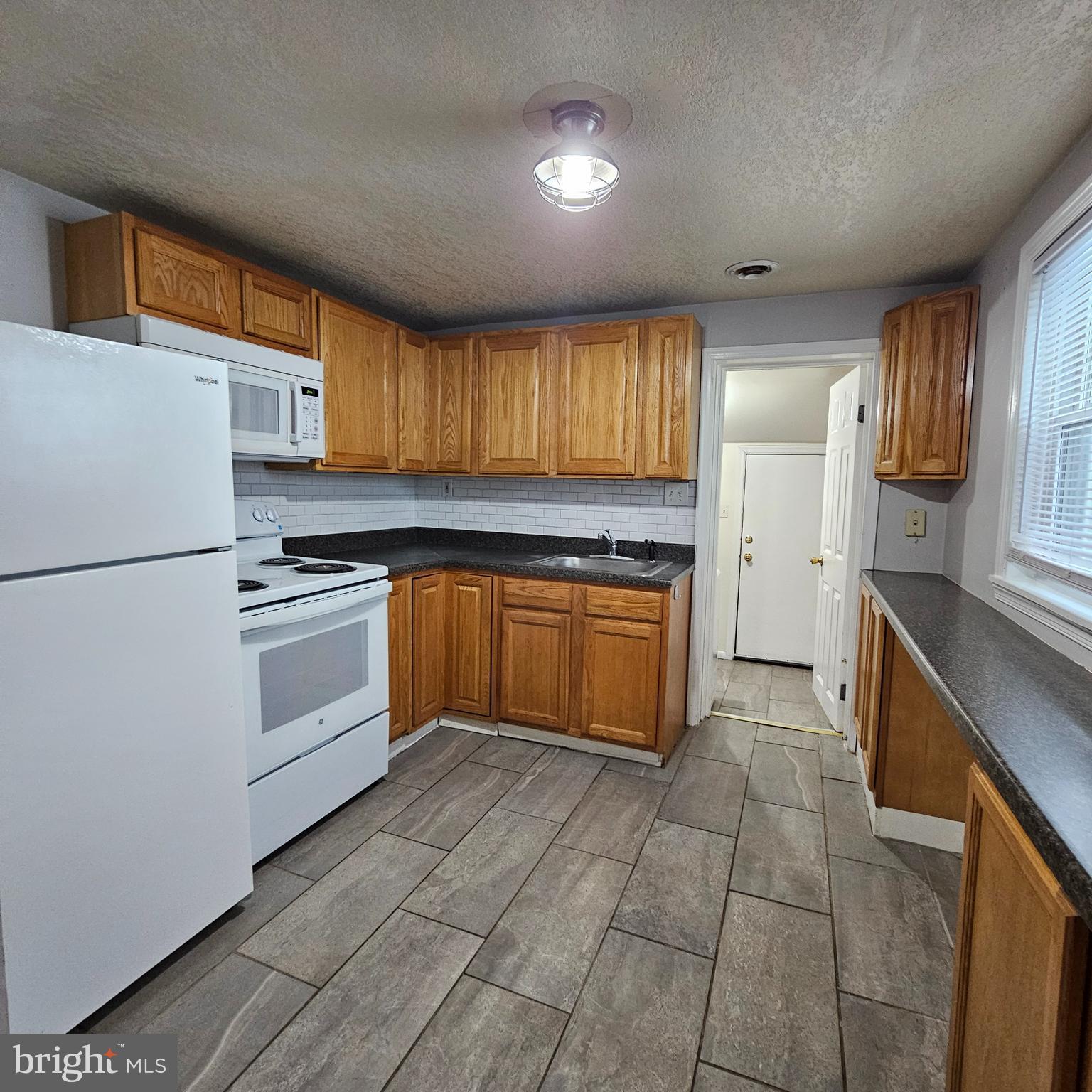 HAMPDEN HISTORIC DISTRICT - Residential Lease