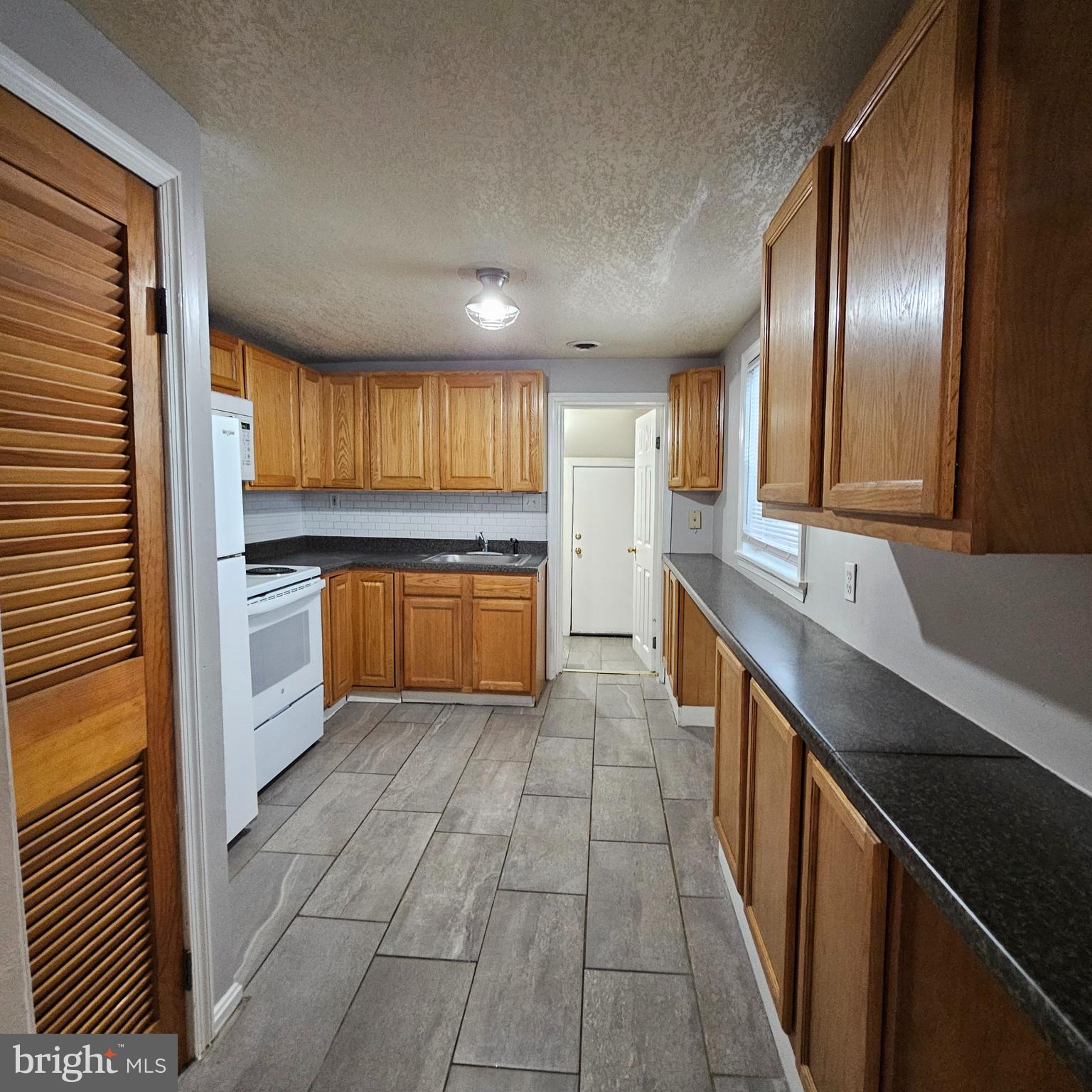 HAMPDEN HISTORIC DISTRICT - Residential Lease