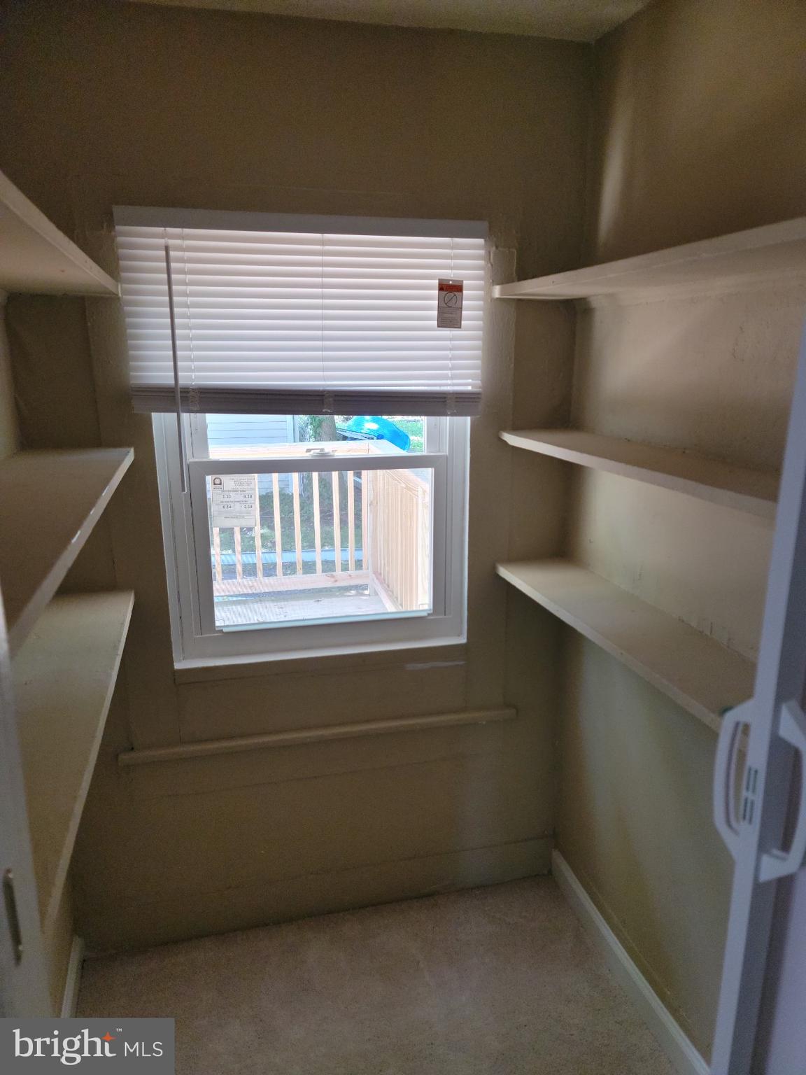 RACE STREET - Residential