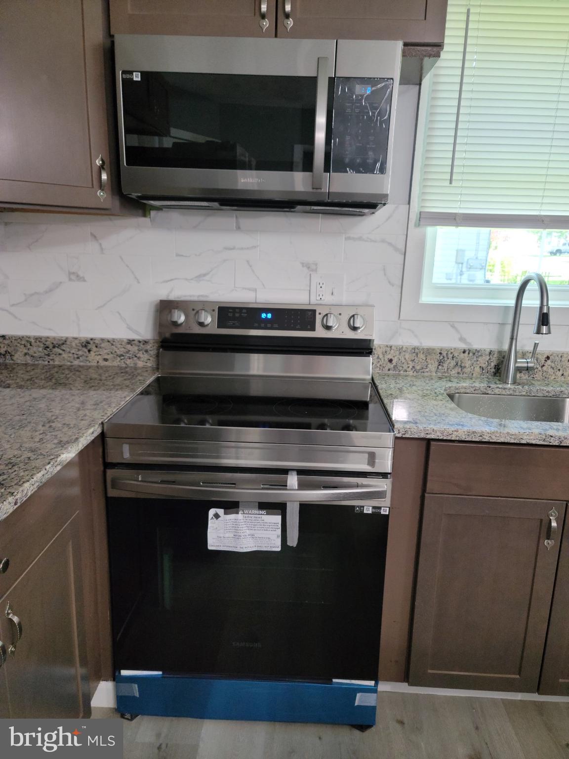 RACE STREET - Residential