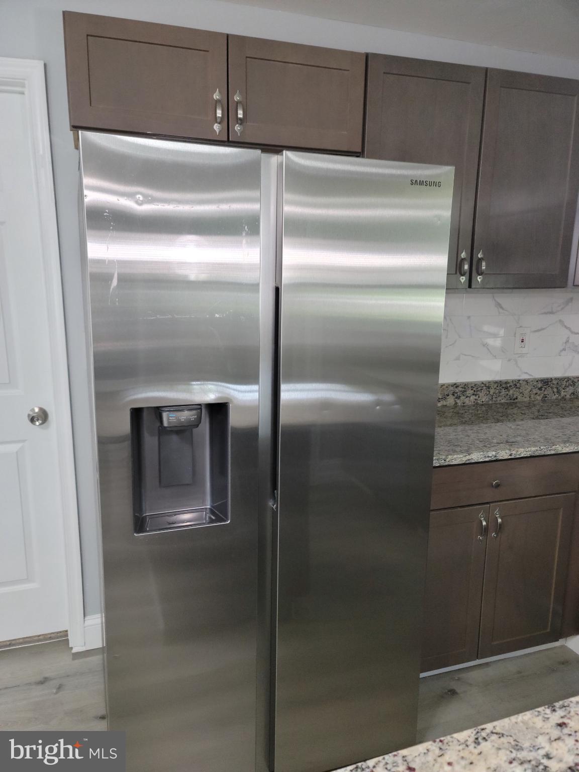 RACE STREET - Residential