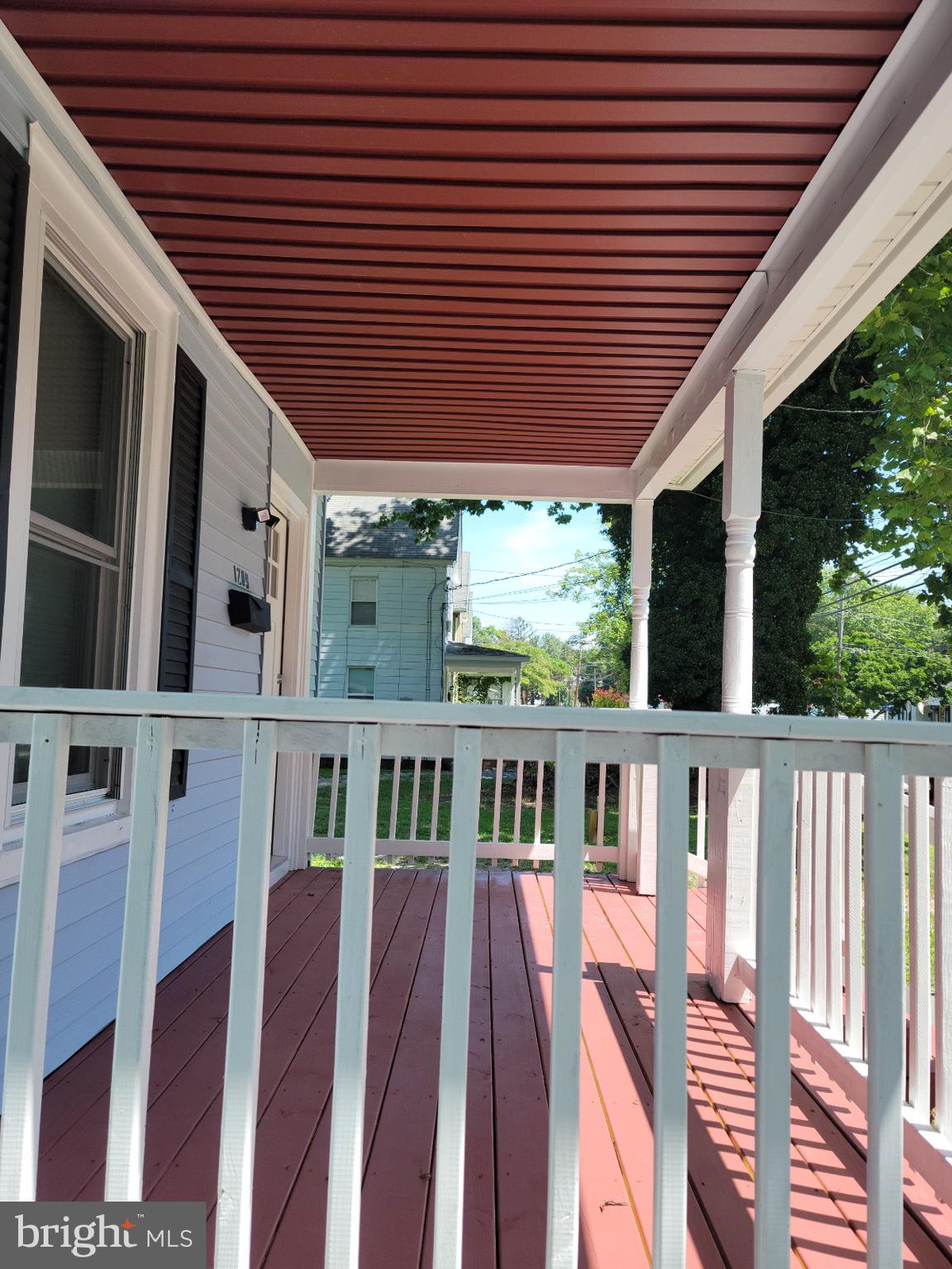 RACE STREET - Residential