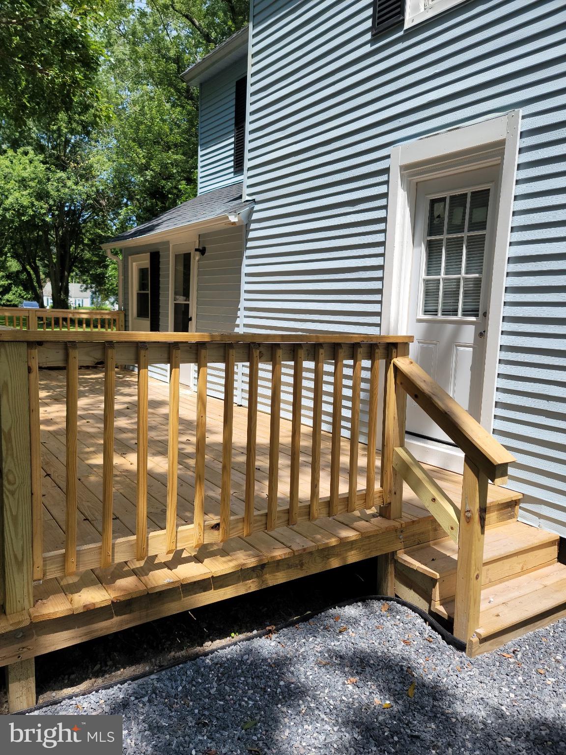 RACE STREET - Residential