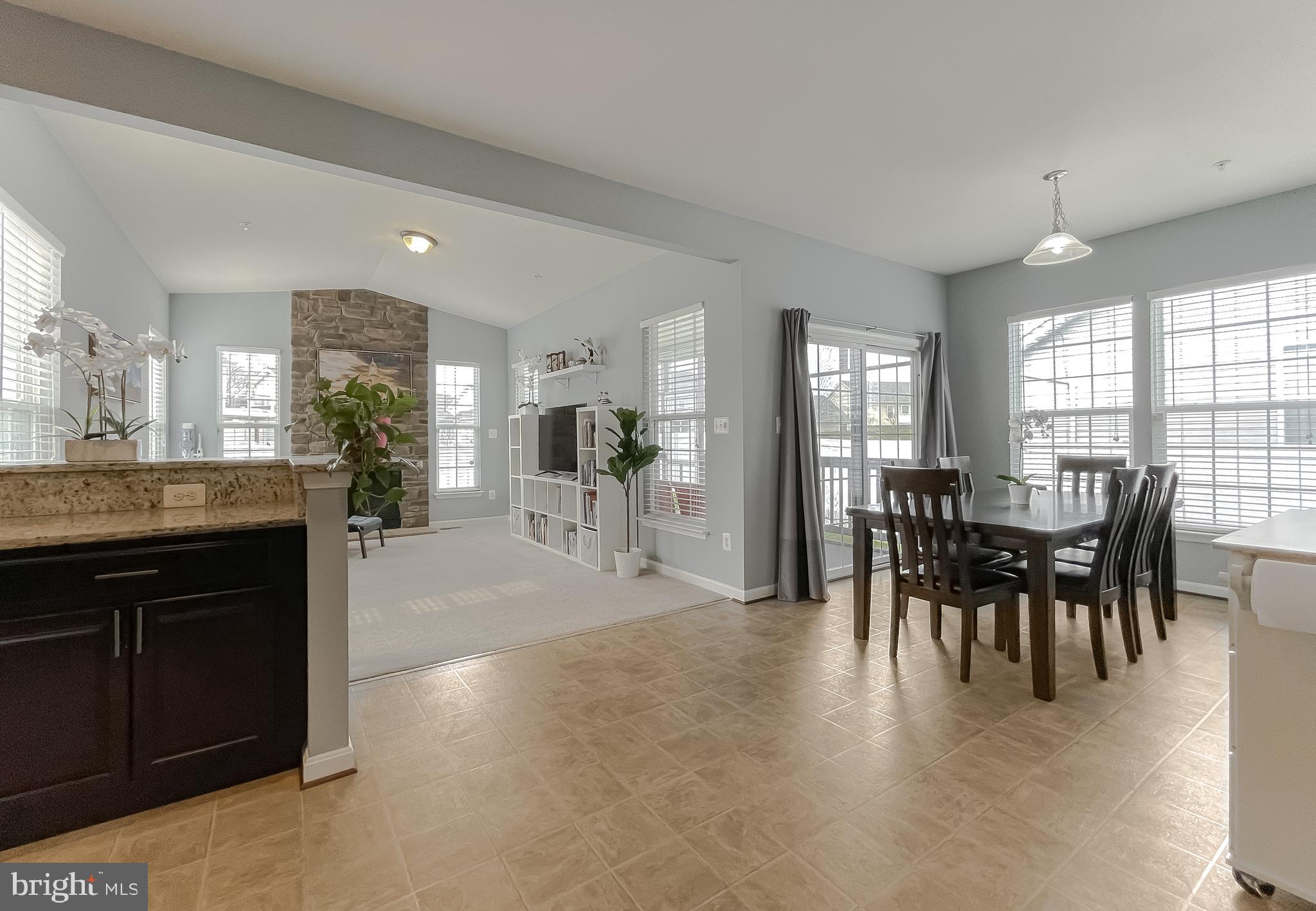 CLEMENTS POINTE - Residential