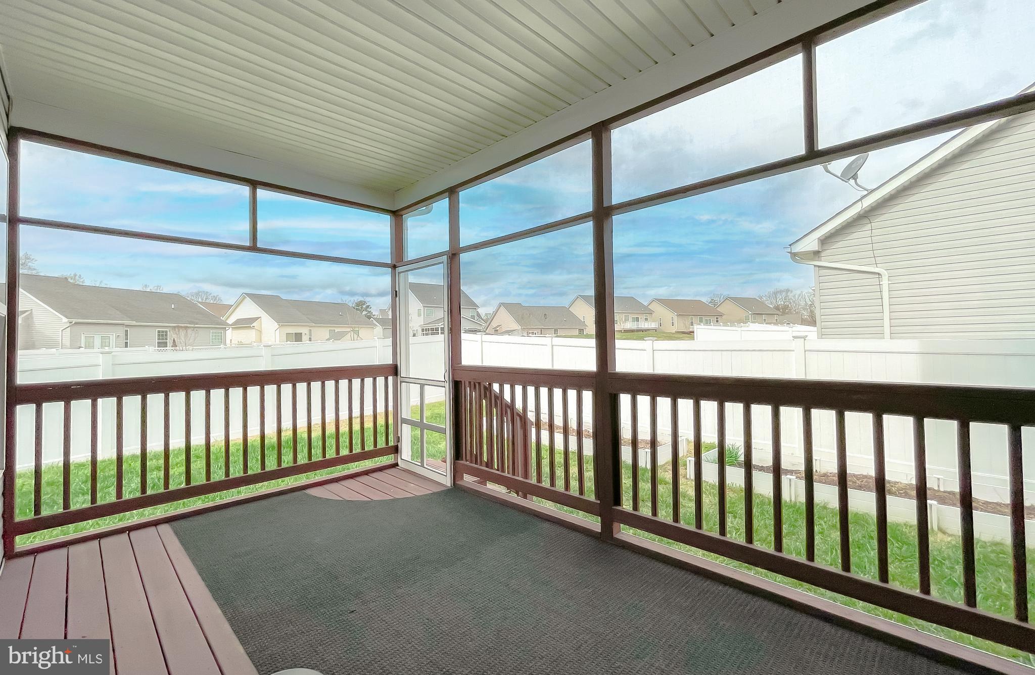 CLEMENTS POINTE - Residential