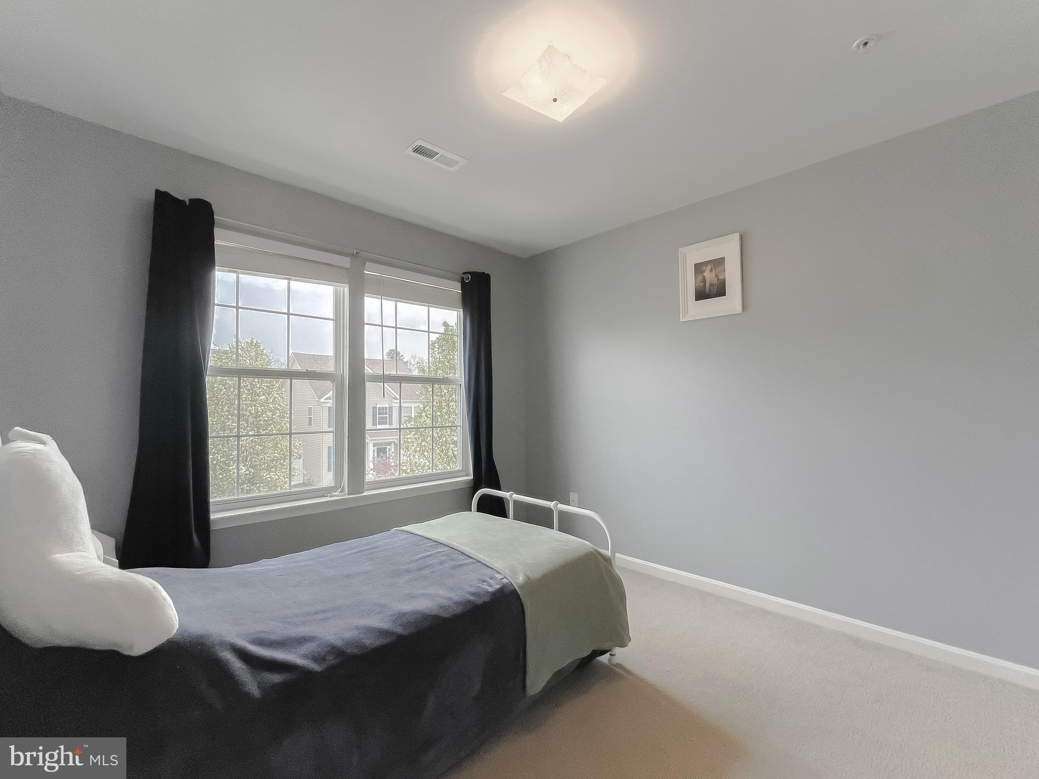 CLEMENTS POINTE - Residential