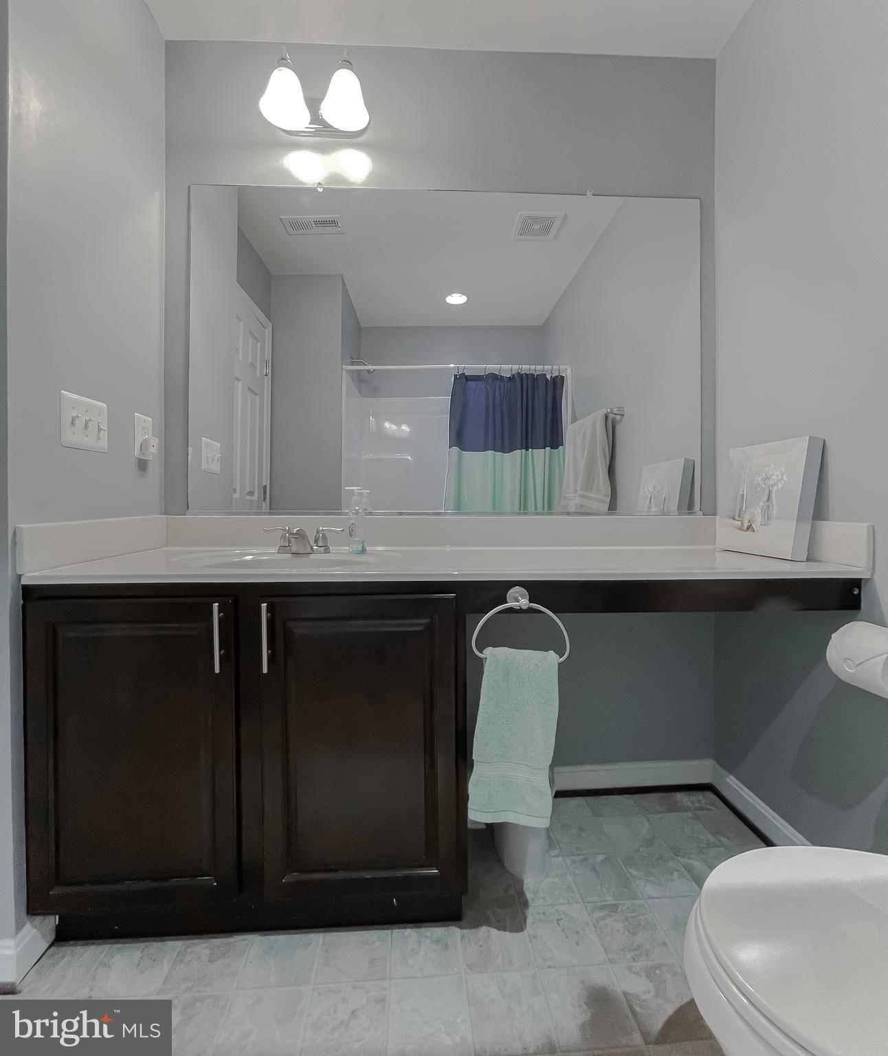 CLEMENTS POINTE - Residential