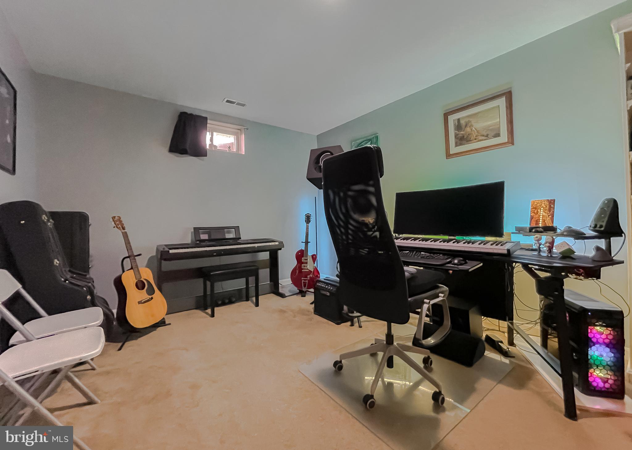 CLEMENTS POINTE - Residential