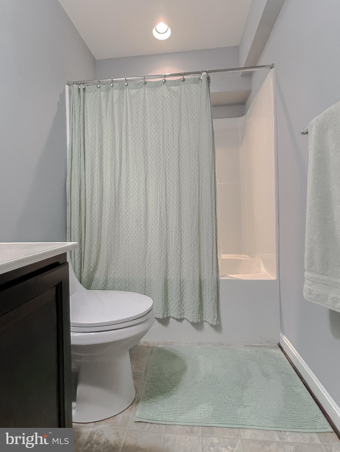 CLEMENTS POINTE - Residential