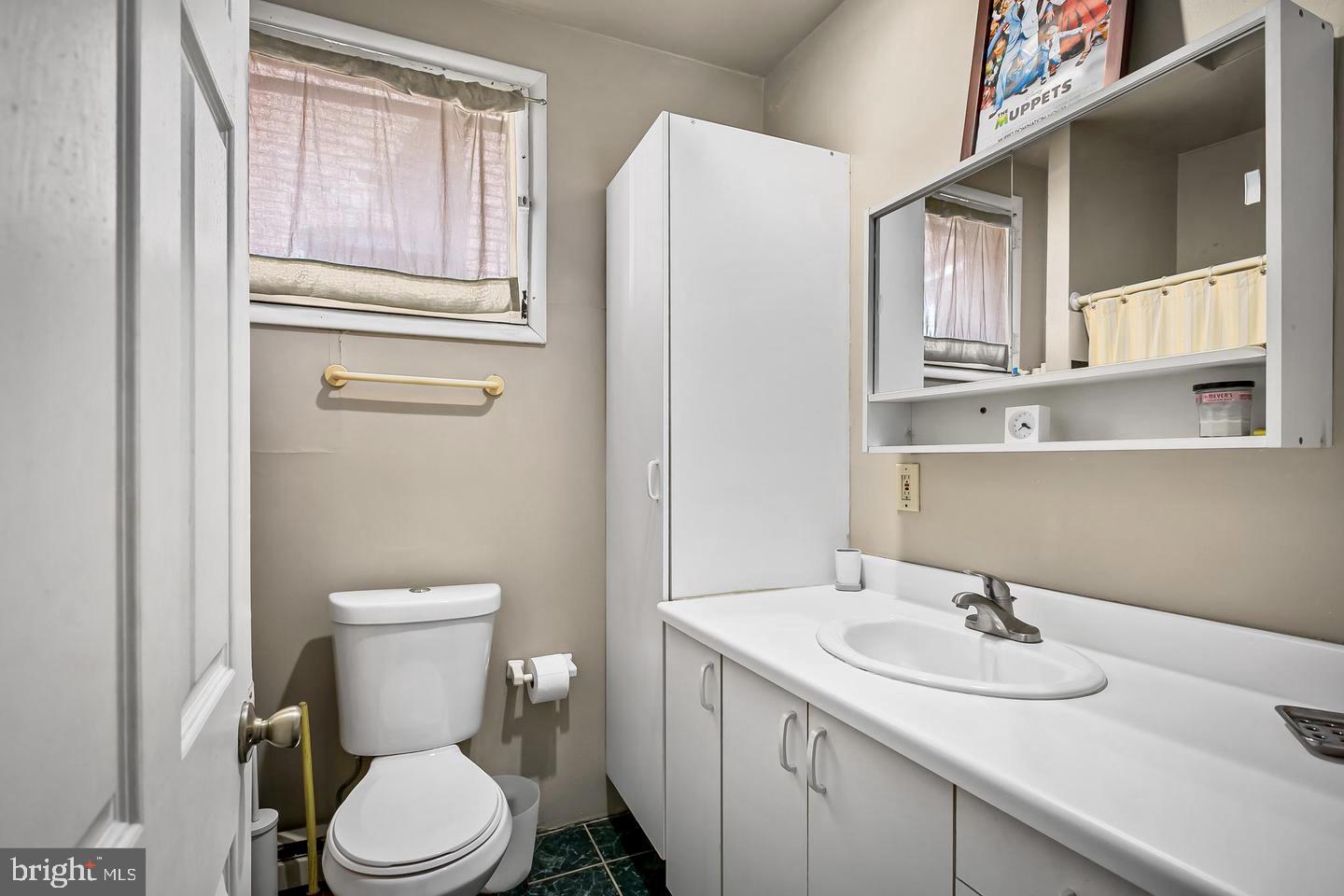 CHARLES VILLAGE - ABELL HISTORIC DISTRICT - Residential Lease