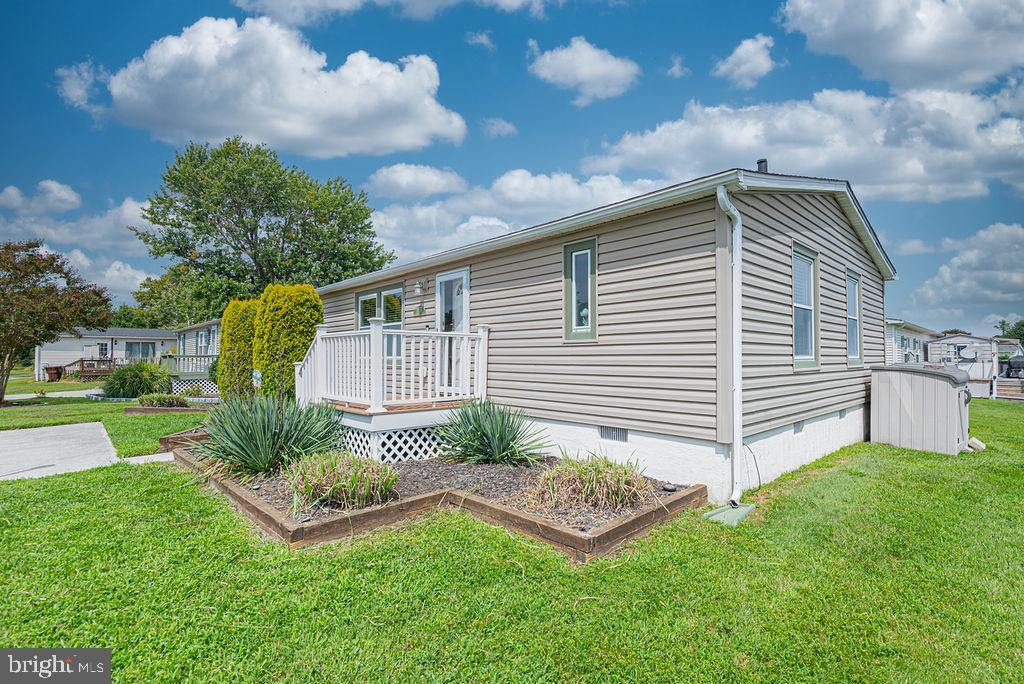 3 DOCKSIDE DRIVE