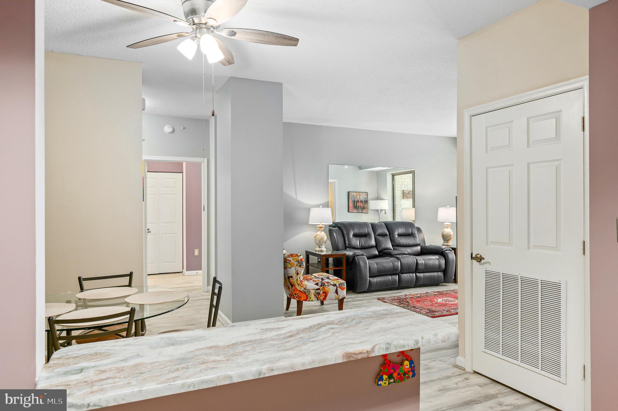 LANSDOWNE WOODS - Residential