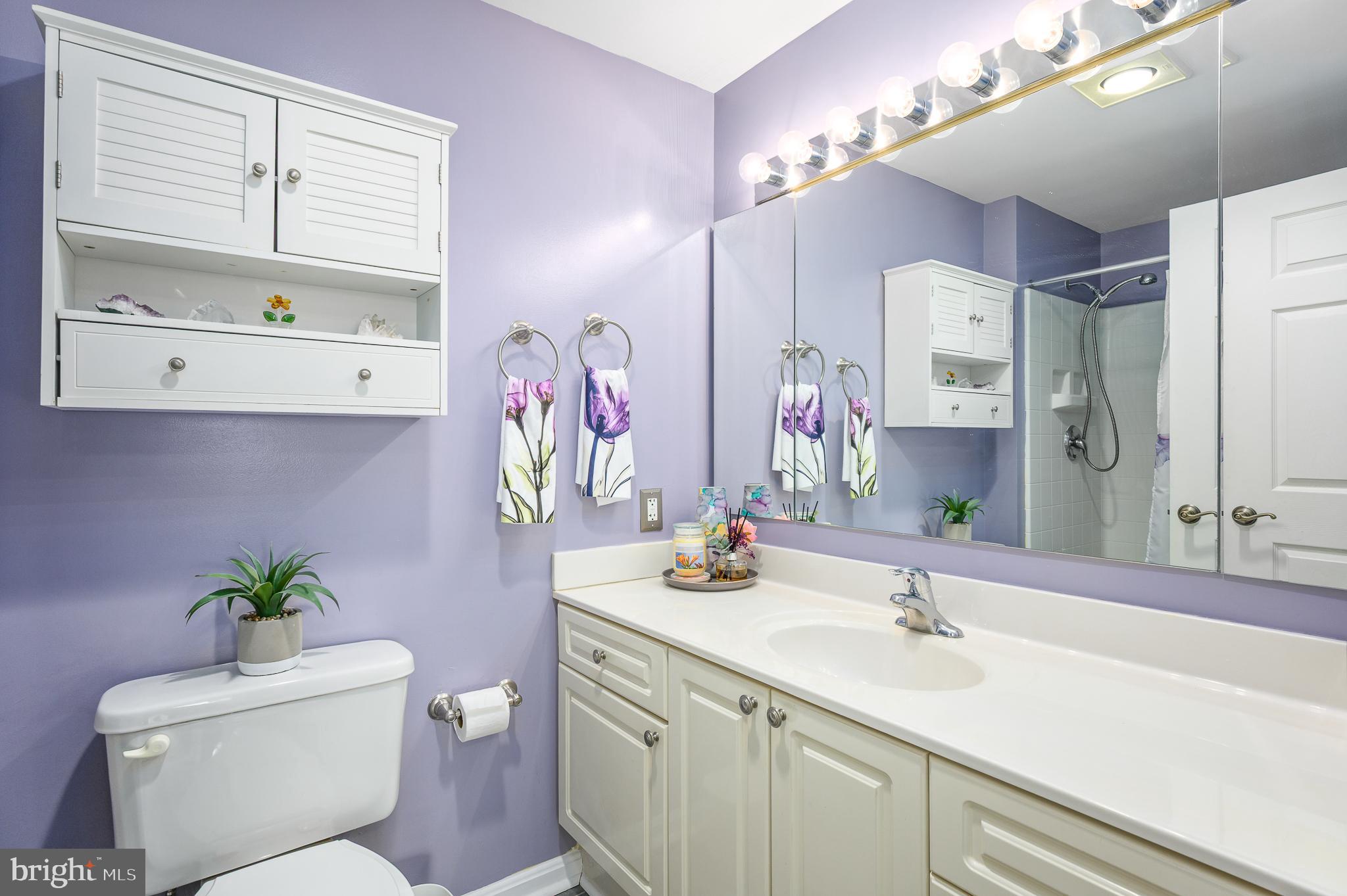 LANSDOWNE WOODS - Residential