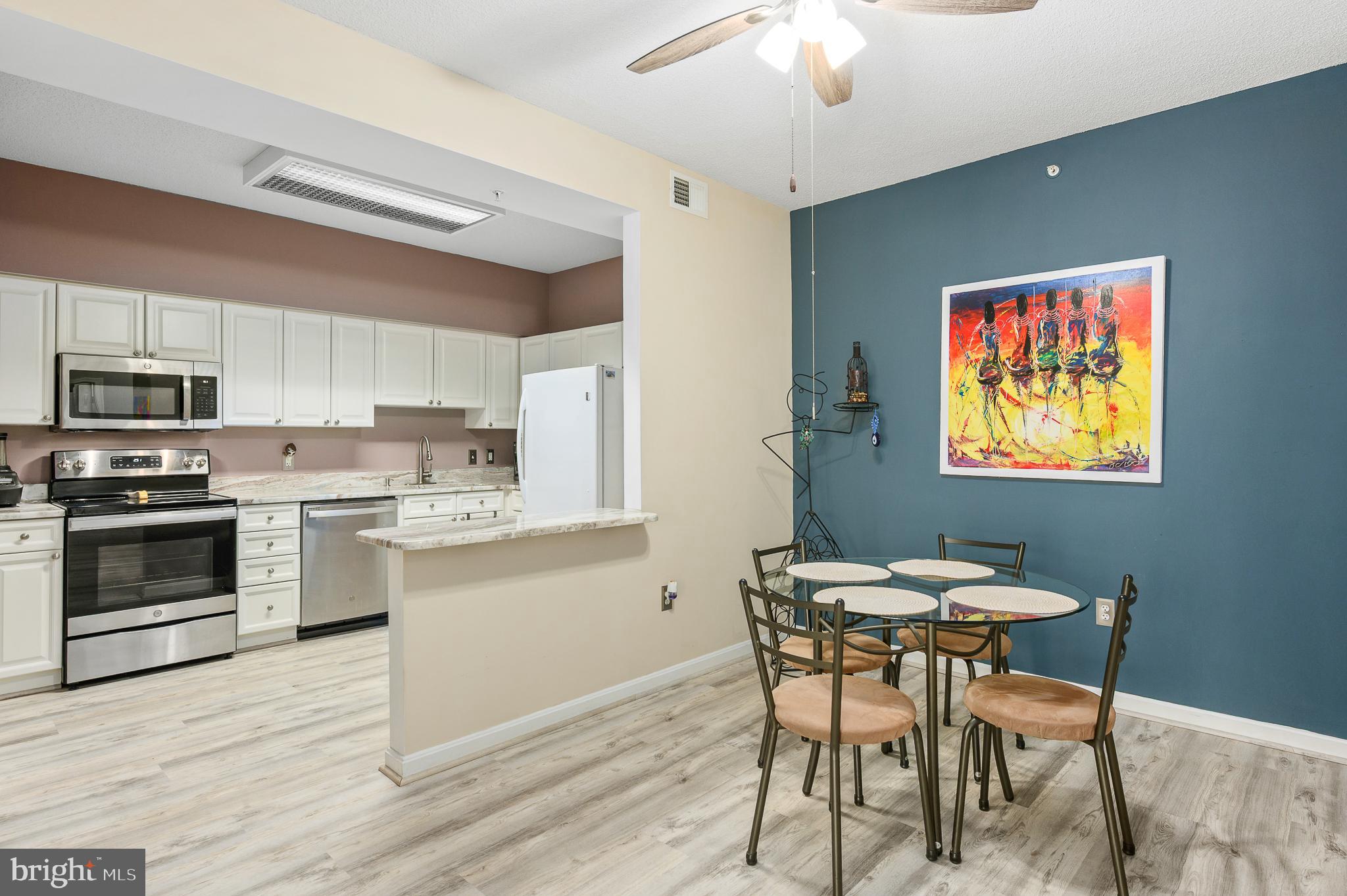 LANSDOWNE WOODS - Residential