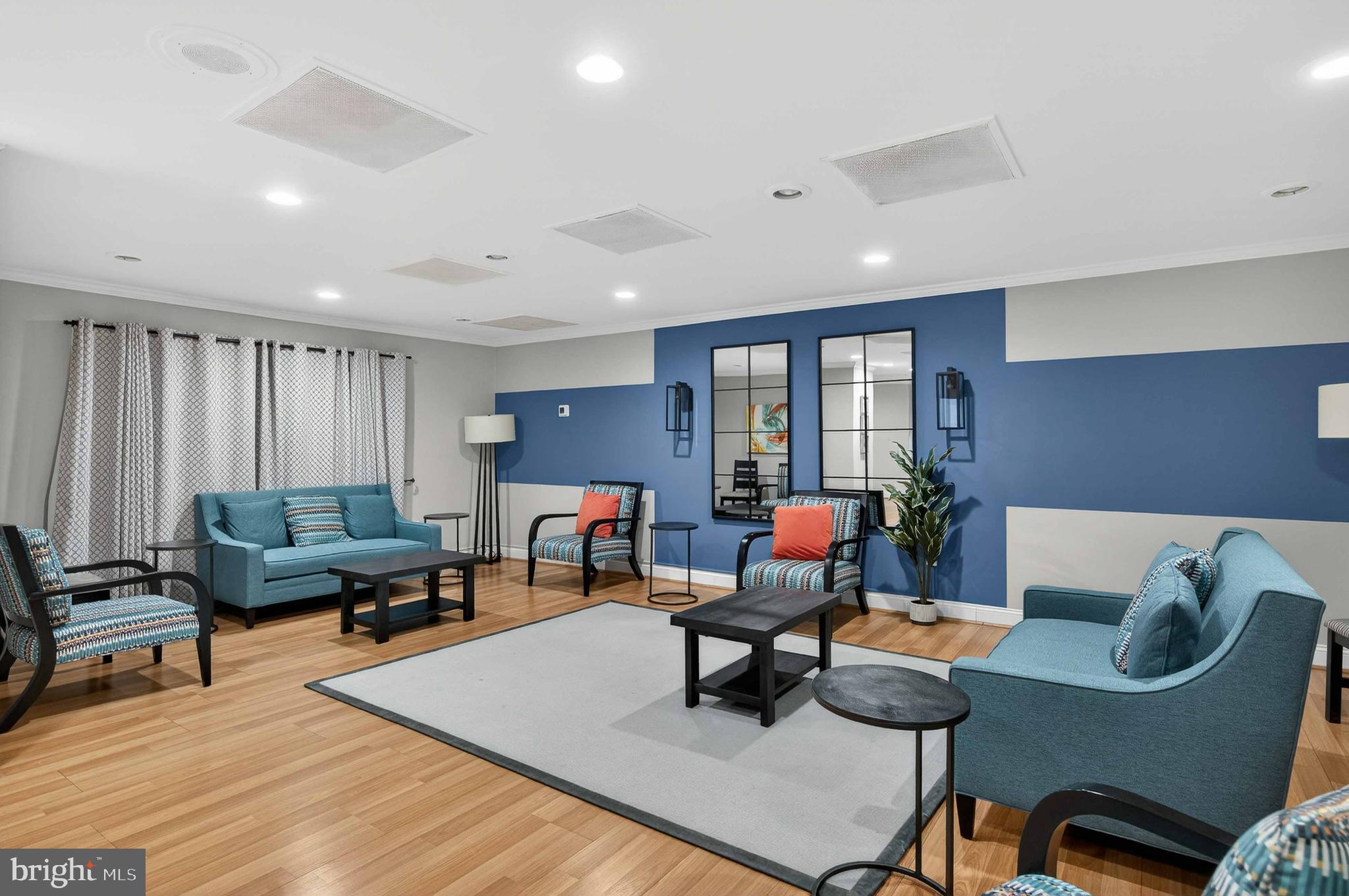 PARKFAIRFAX - Residential