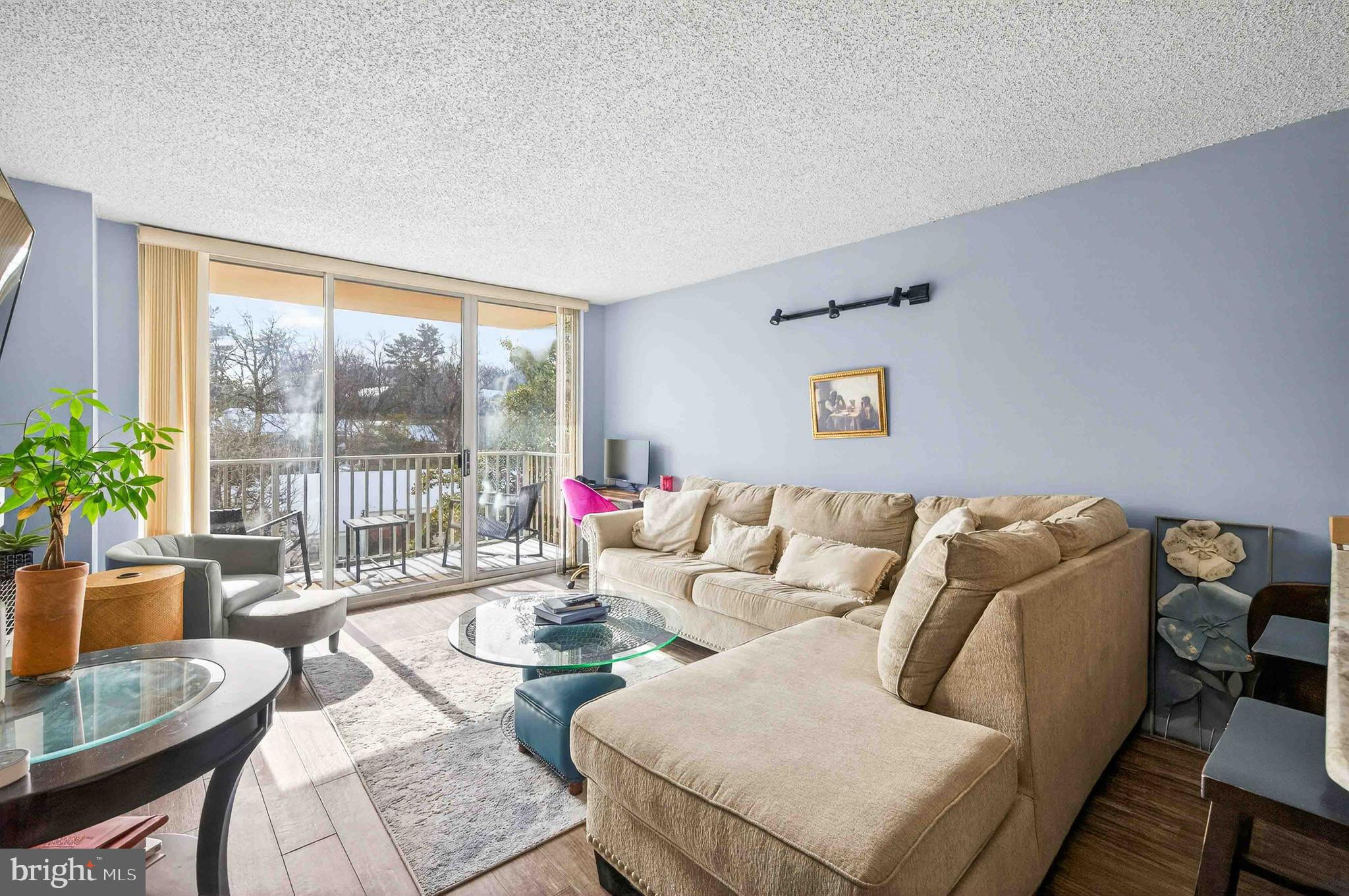 PARKFAIRFAX - Residential