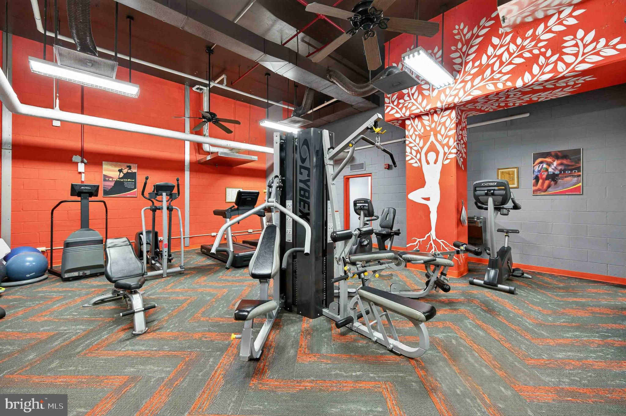 PARKFAIRFAX - Residential