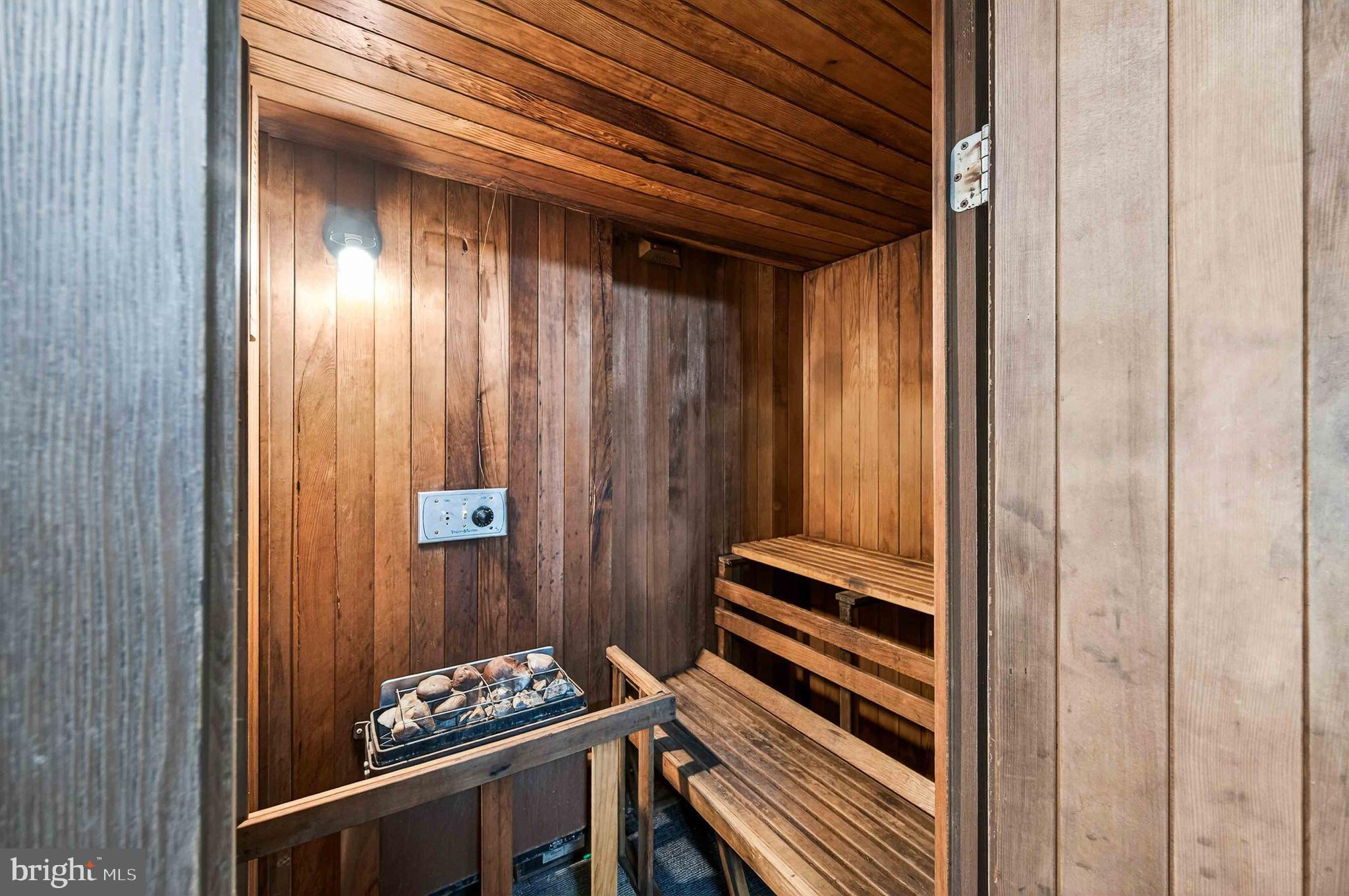 PARKFAIRFAX - Residential