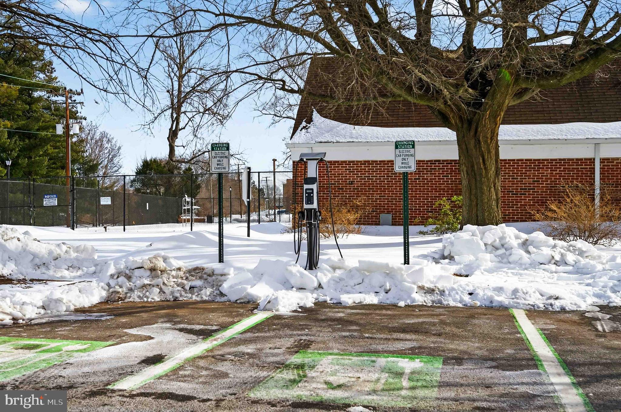 PARKFAIRFAX - Residential