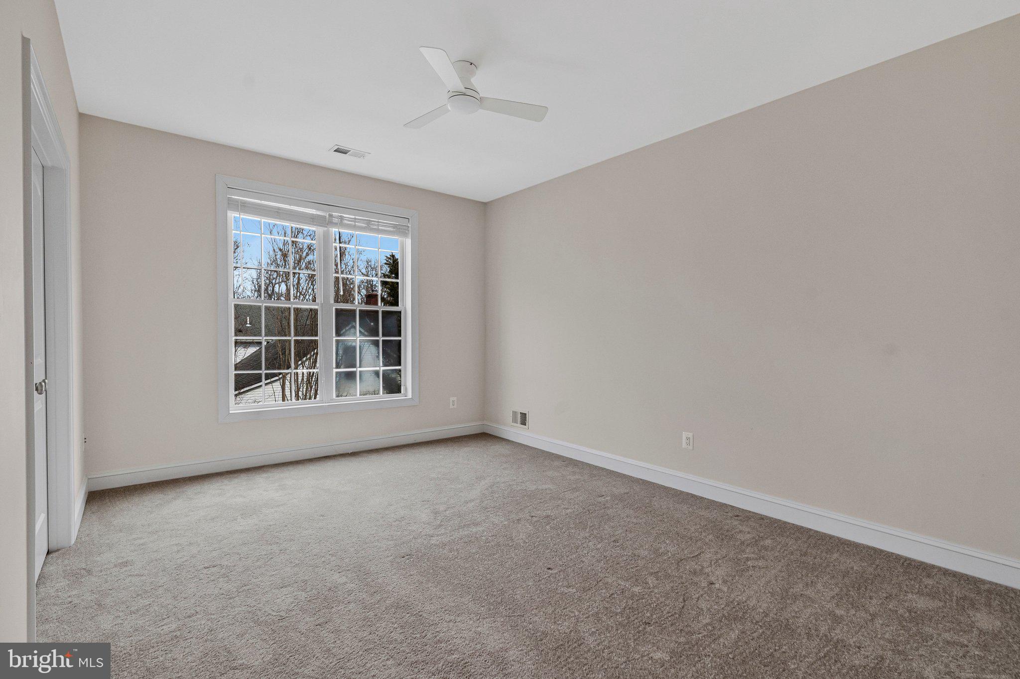 POTOMAC FARMS - Residential