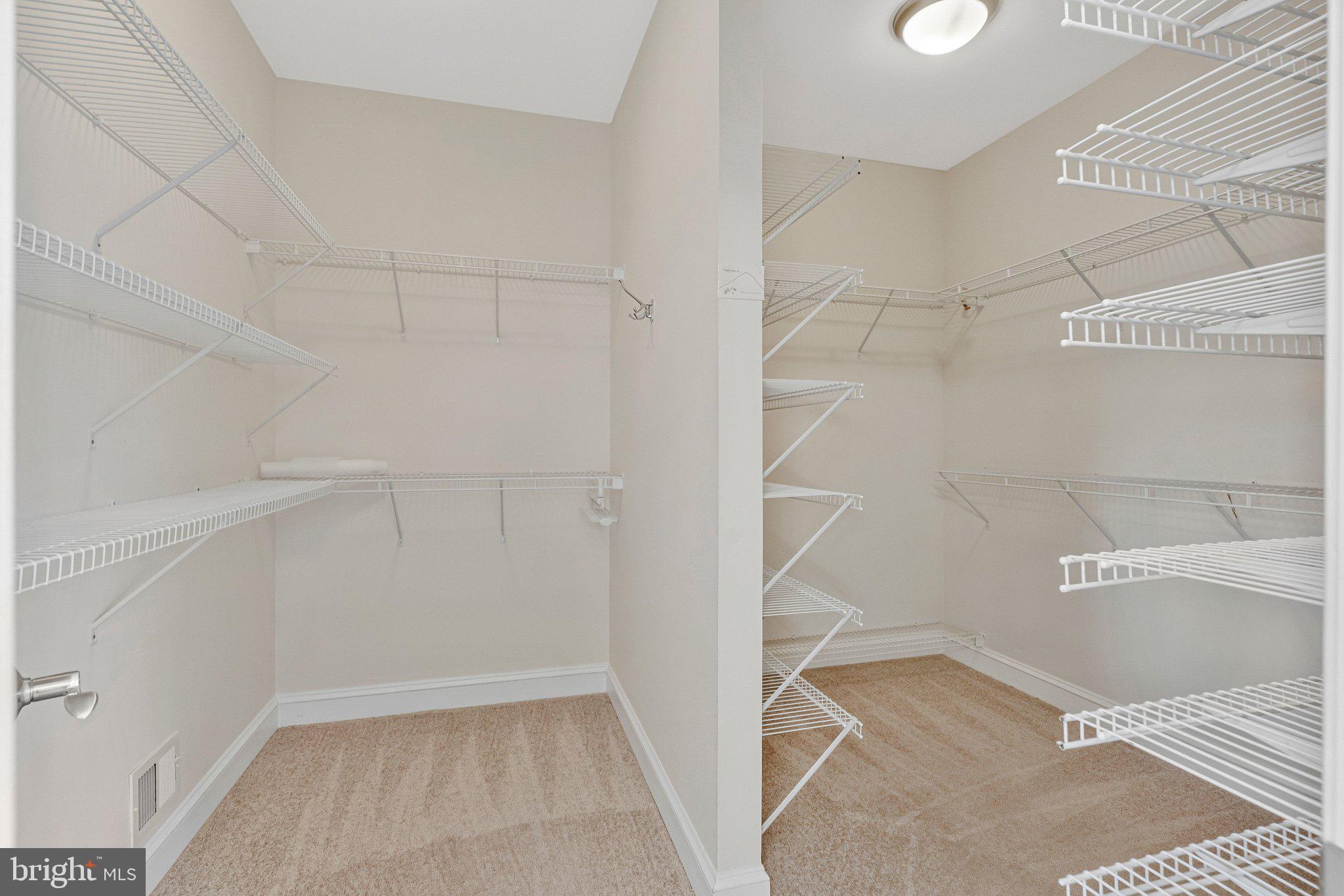 POTOMAC FARMS - Residential